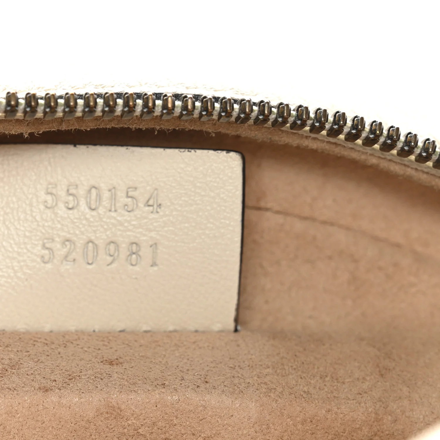 Calfskin Matelasse Mini GG Marmont Round Shoulder Bag White - Image 6