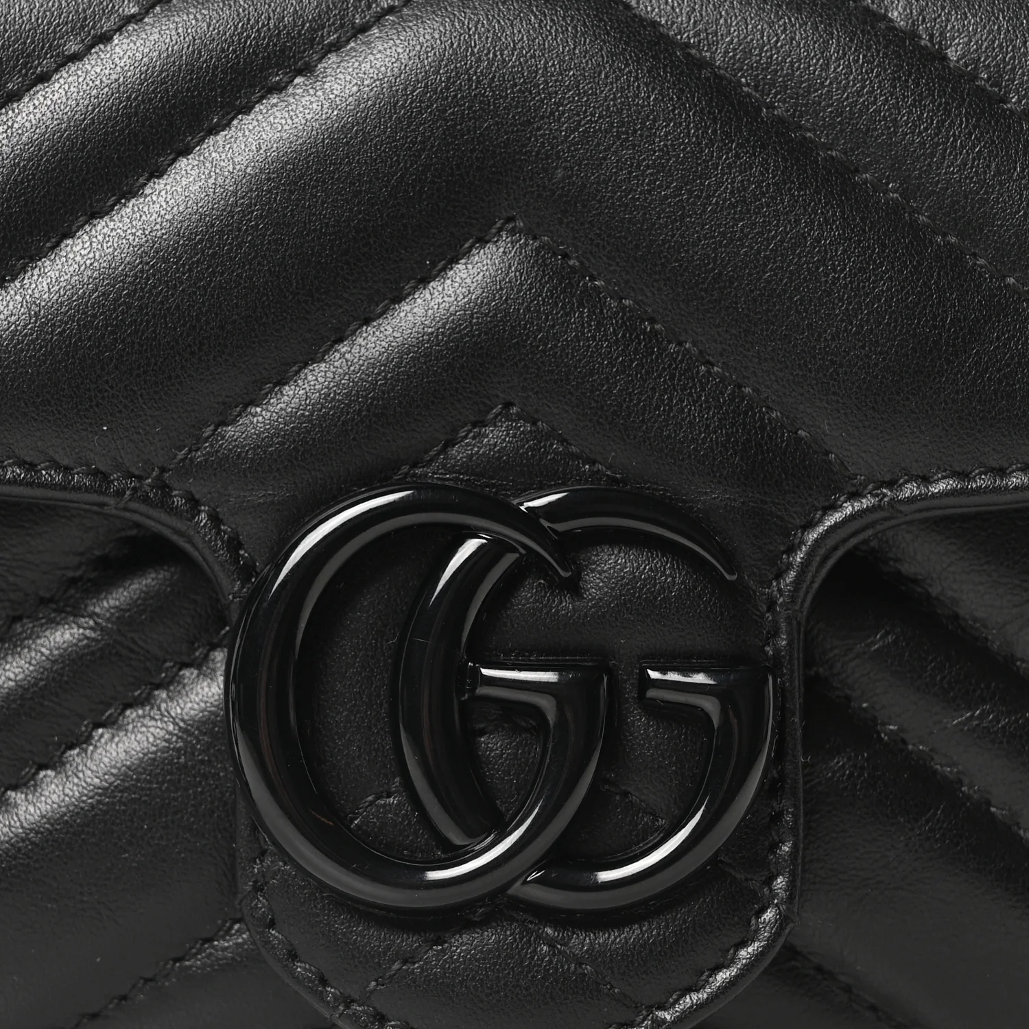 Calfskin Matelasse Monochrome GG Marmont Chain Belt Bag Black - Image 8