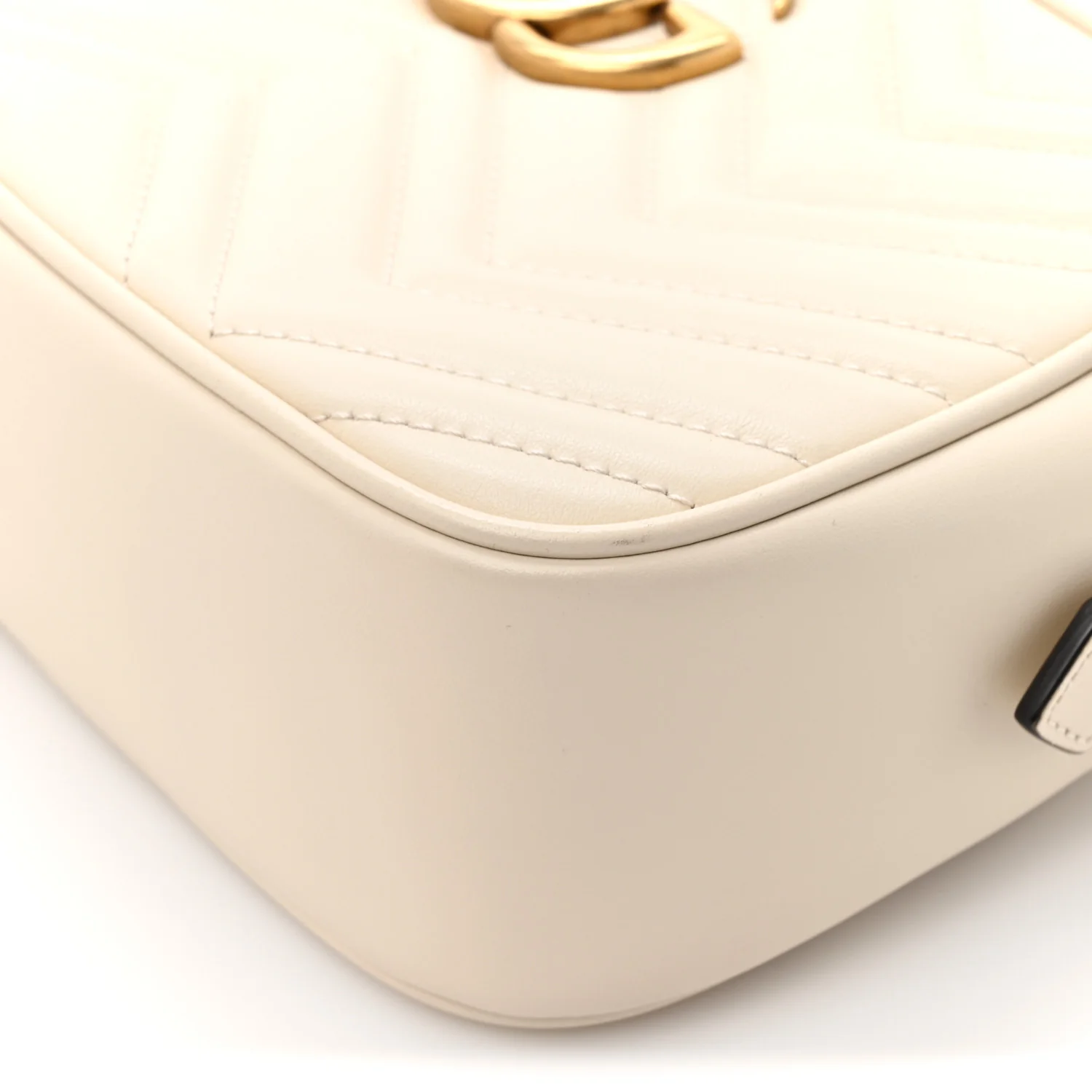 Calfskin Matelasse Small GG Marmont Chain Shoulder Bag White - Image 12