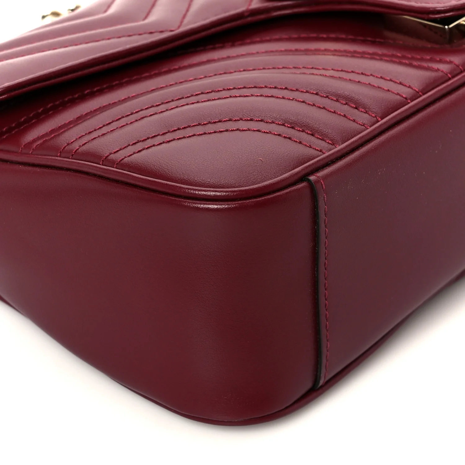 Calfskin Matelasse Small GG Marmont Shoulder Bag Rosso Ancora - Image 9