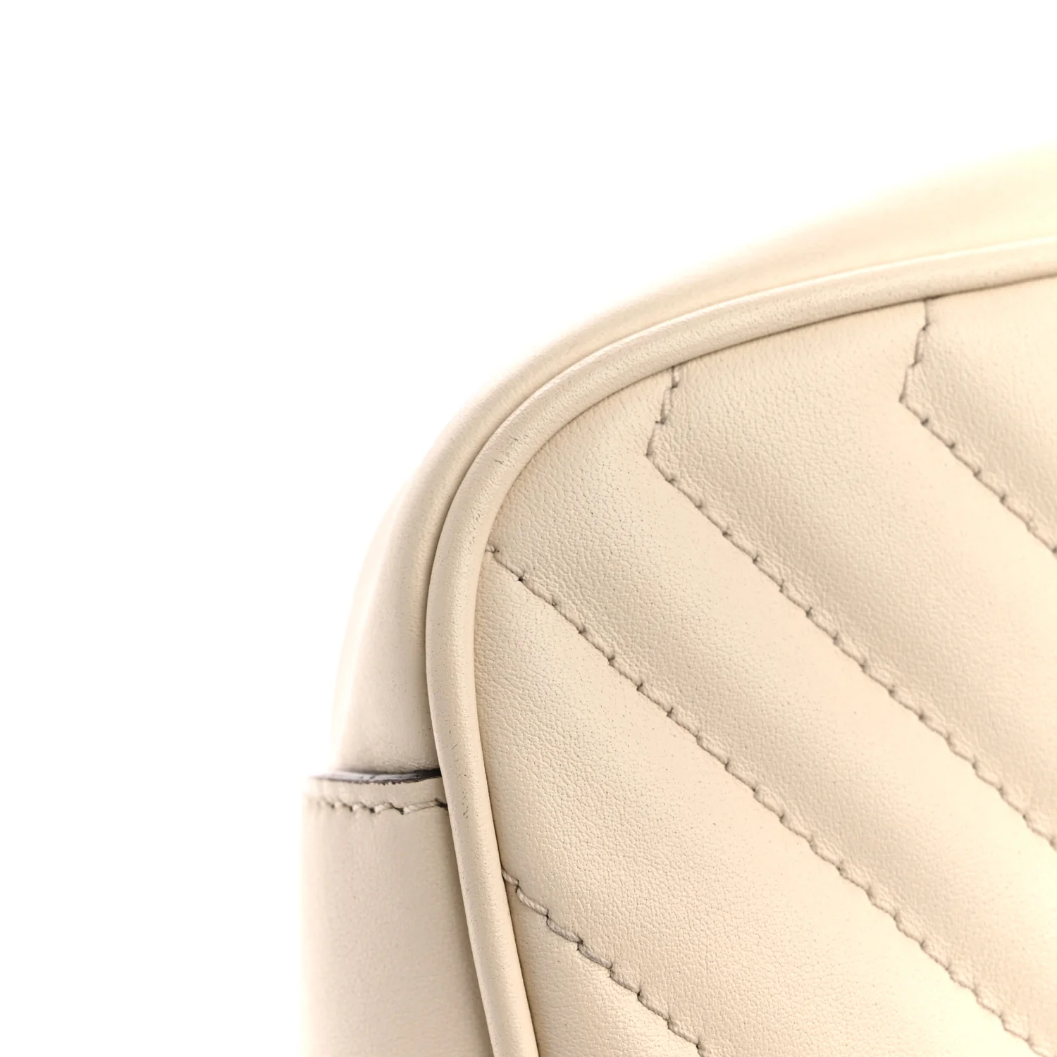 Calfskin Matelasse Small GG Marmont Shoulder Bag White - Image 12