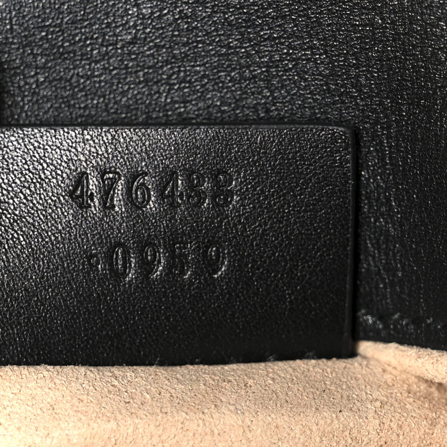 Calfskin Matelasse Super Mini GG Marmont Shoulder Bag Black - Image 7