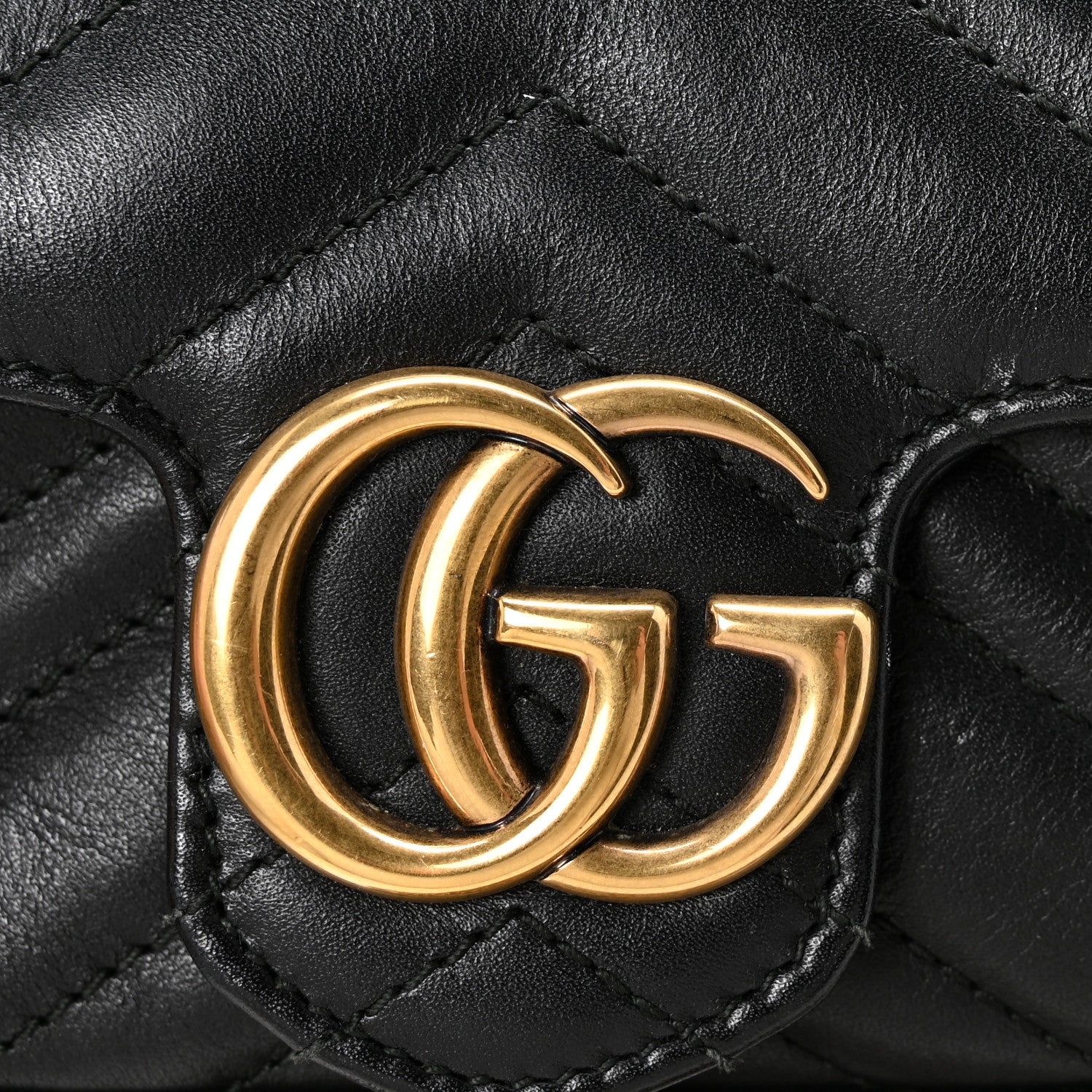 Calfskin Matelasse Super Mini GG Marmont Shoulder Bag Black - Image 13