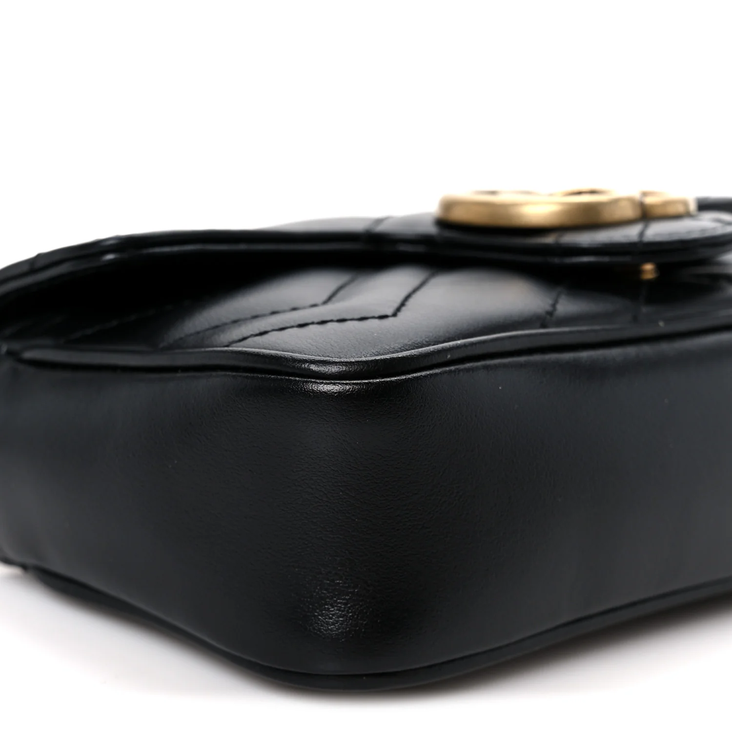 Calfskin Matelasse Super Mini GG Marmont Shoulder Bag Black - Image 9
