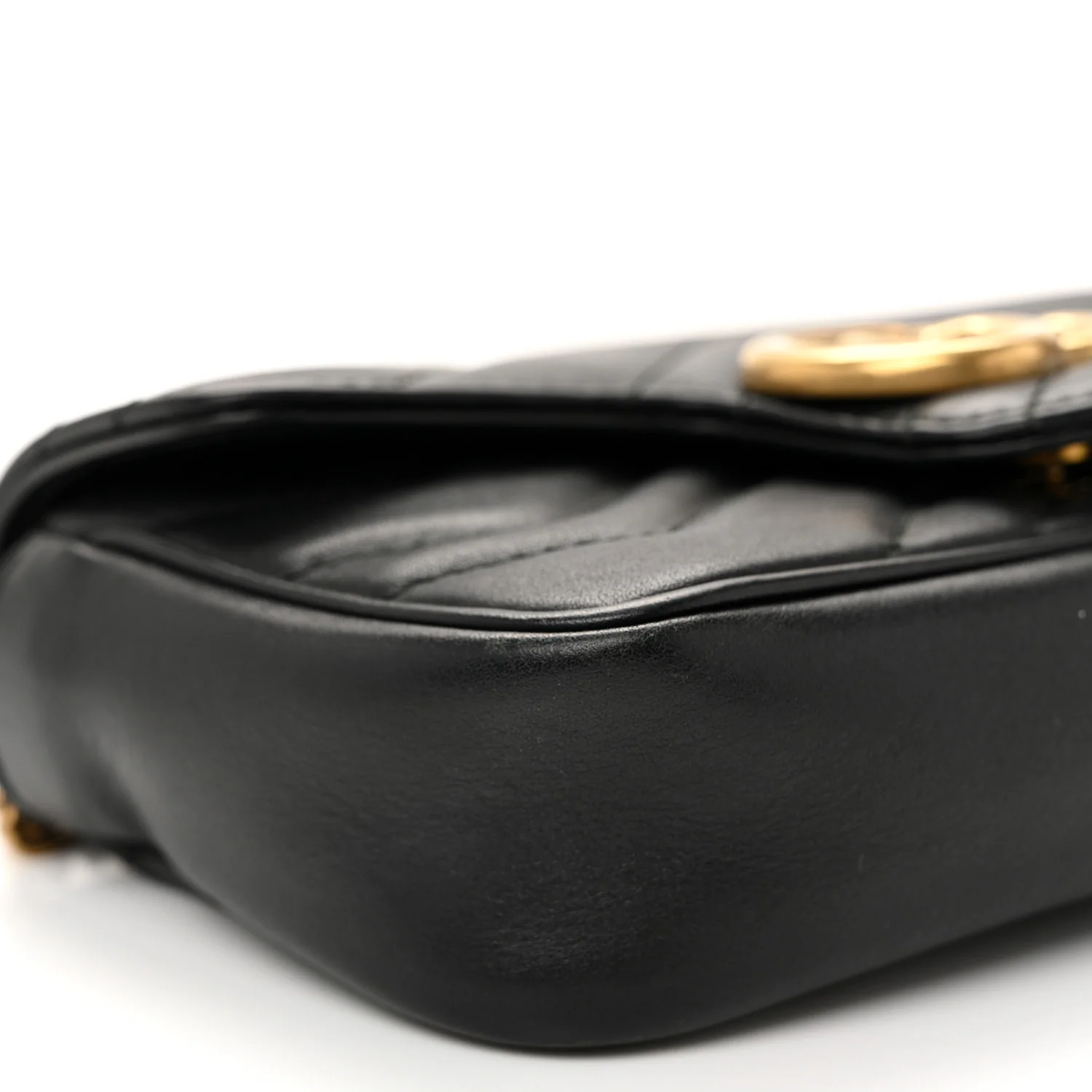 Calfskin Matelasse Super Mini GG Marmont Shoulder Bag Black - Image 9