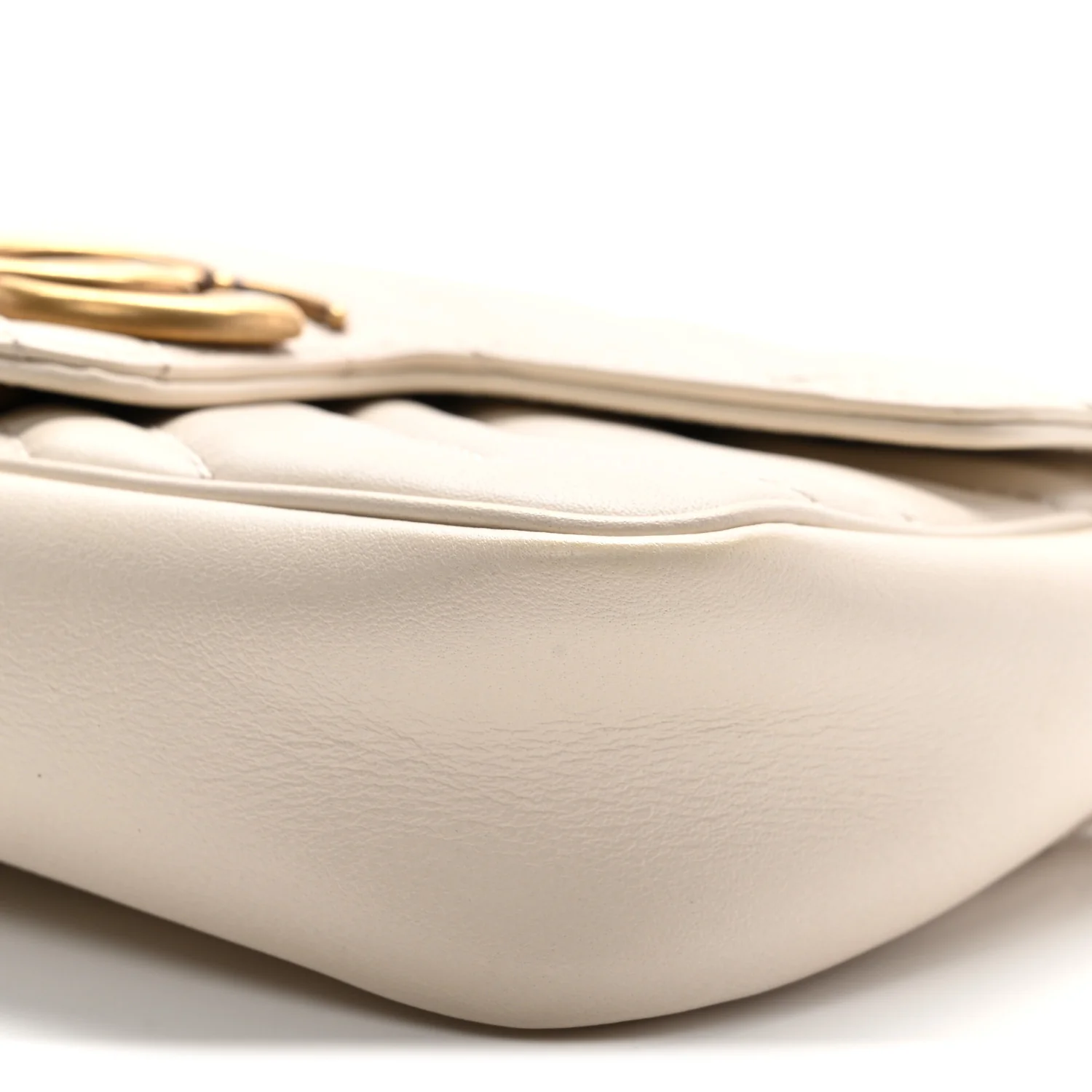 Calfskin Matelasse Super Mini GG Marmont Shoulder Bag White - Image 10