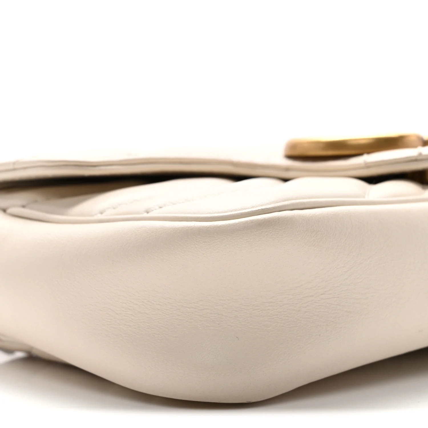 Calfskin Matelasse Super Mini GG Marmont Shoulder Bag White - Image 9
