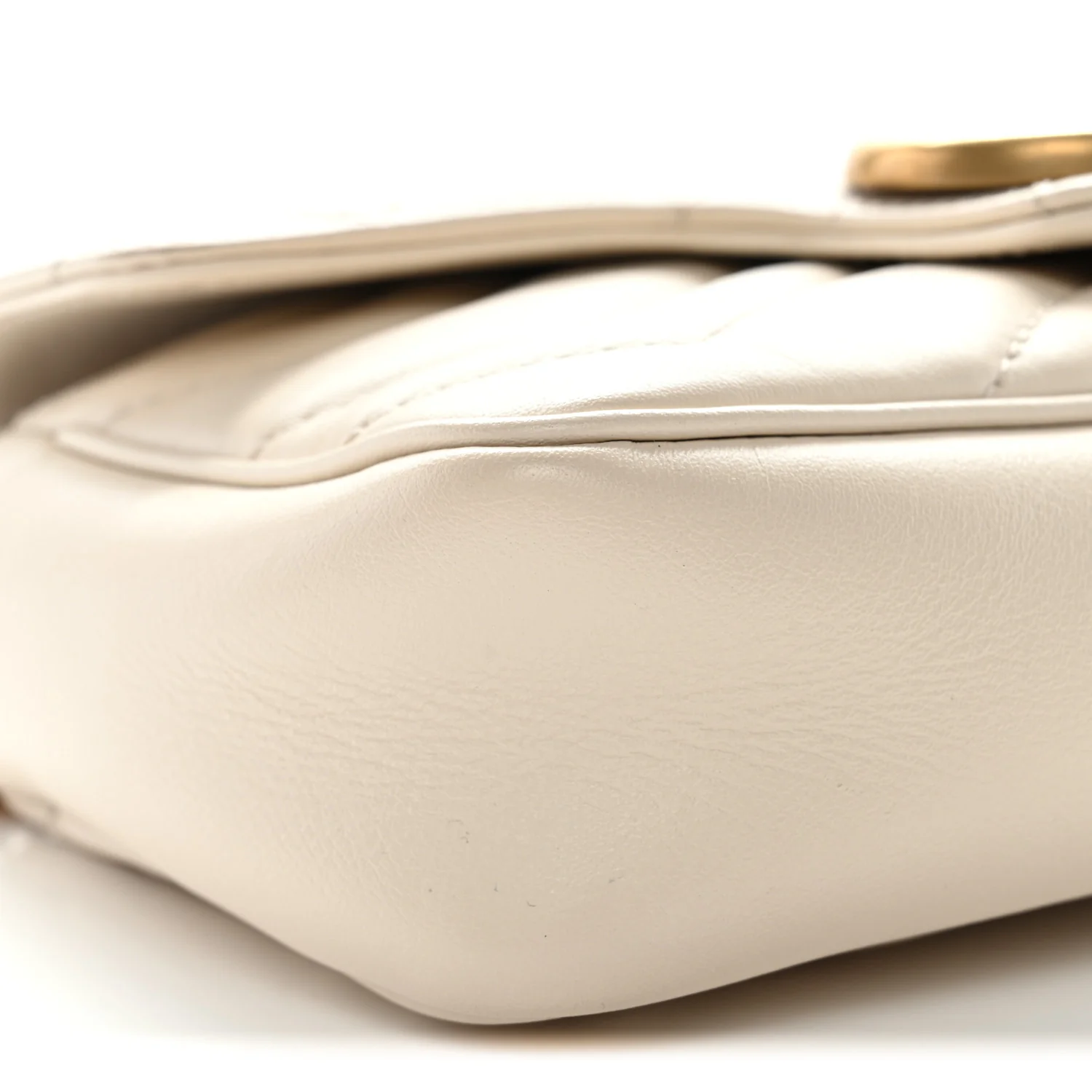 Calfskin Matelasse Super Mini GG Marmont Shoulder Bag White - Image 9