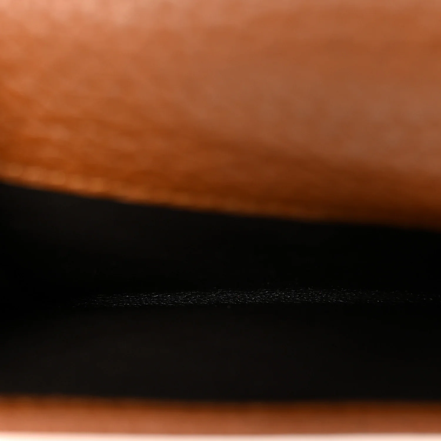 Cellarius Calfskin Bella French Wallet Cuir - Image 4
