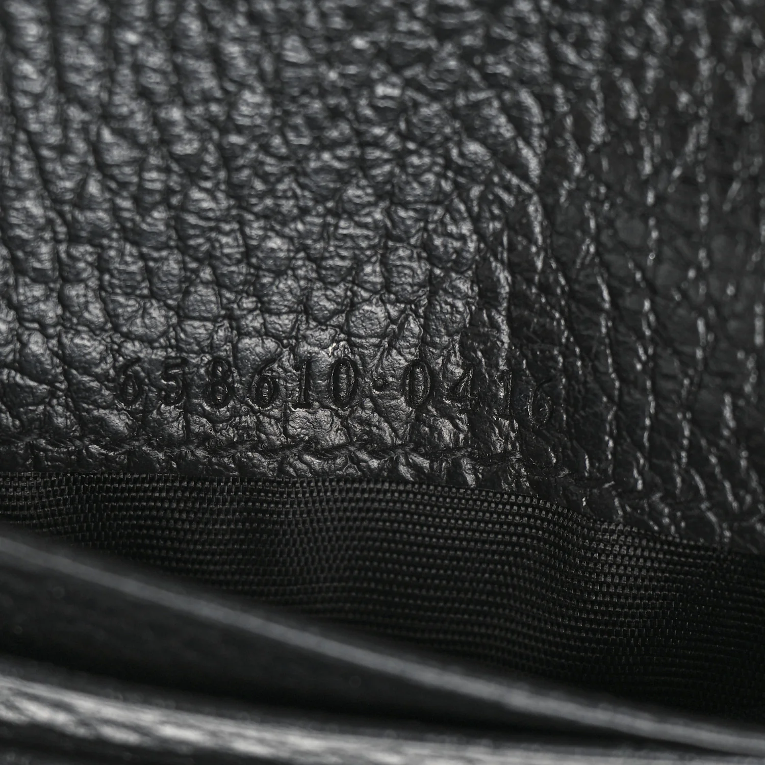 Dollar Calfskin GG Supreme Monogram GG Marmont Card Case Black Beige Ebony - Image 7