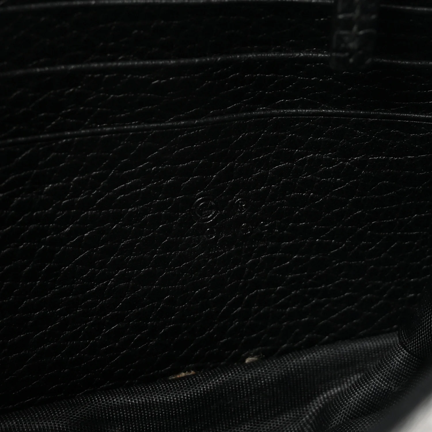 Dollar Calfskin Interlocking G Chain Wallet Black - Image 5