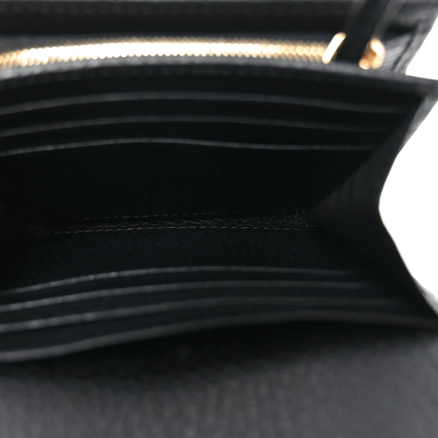 Dollar Calfskin Medium GG Marmont Wallet Black - Image 5