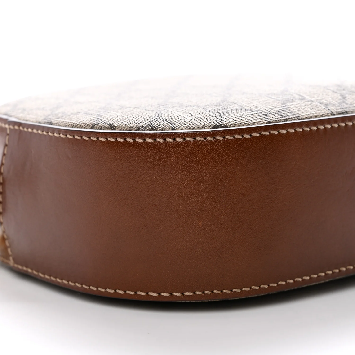 GG Supreme Monogram Cuoio Toscano Mini Chain Shoulder Bag Beige Ebony Cuir - Image 9