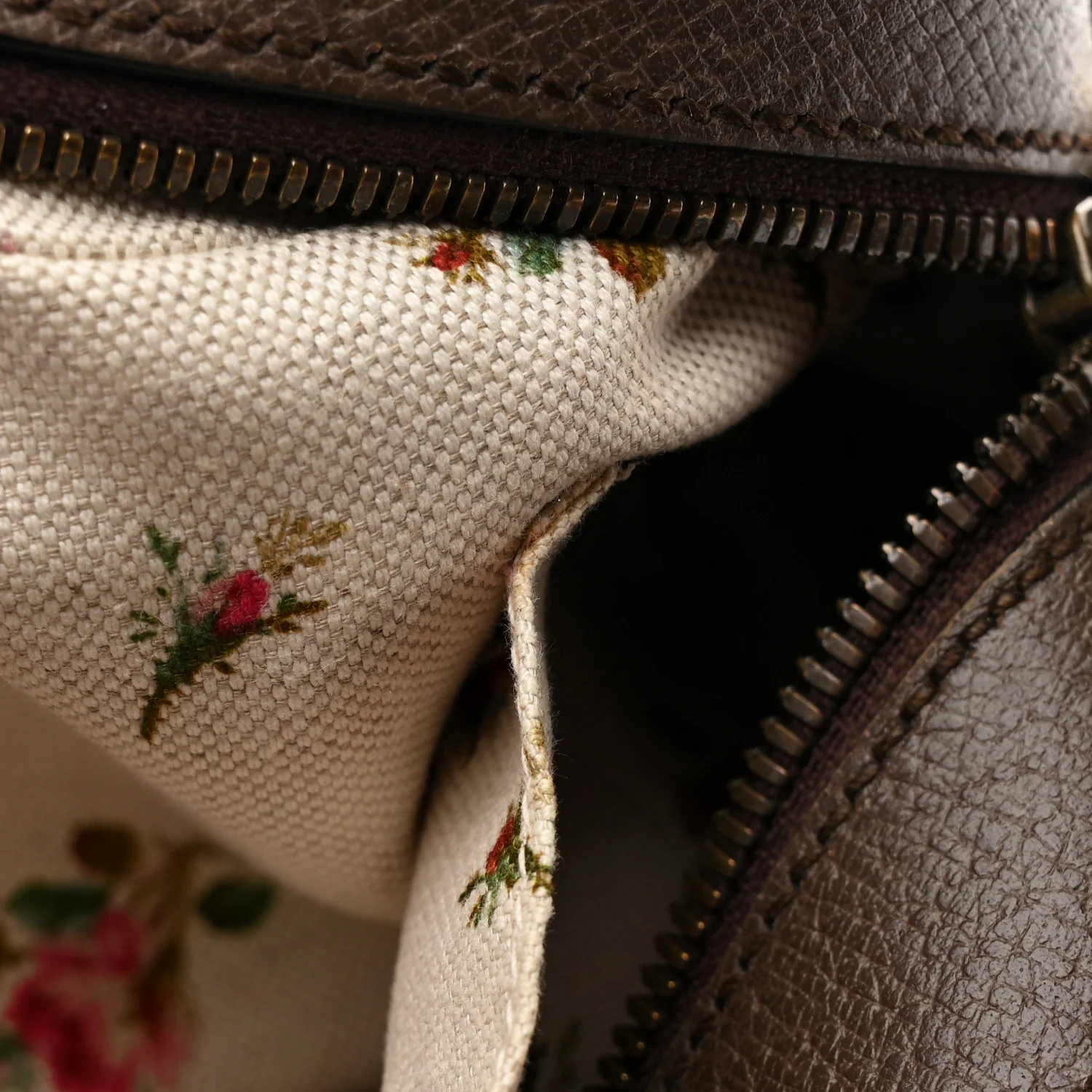 GG Supreme Monogram Web Neo Vintage Shoulder Bag Beige New Acero Crop - Image 13