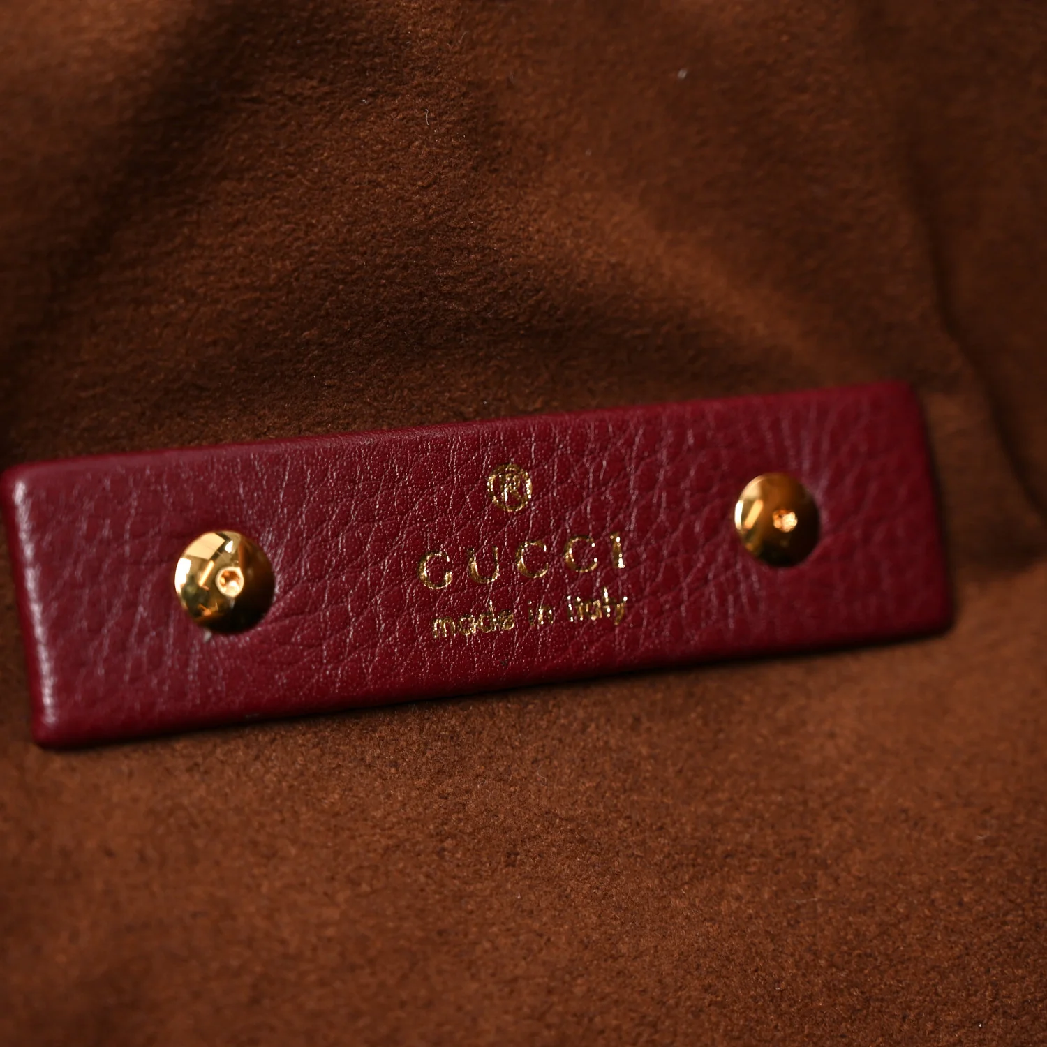 Grained Calfskin Softbit Maxi Shoulder Bag Rosso - Image 7