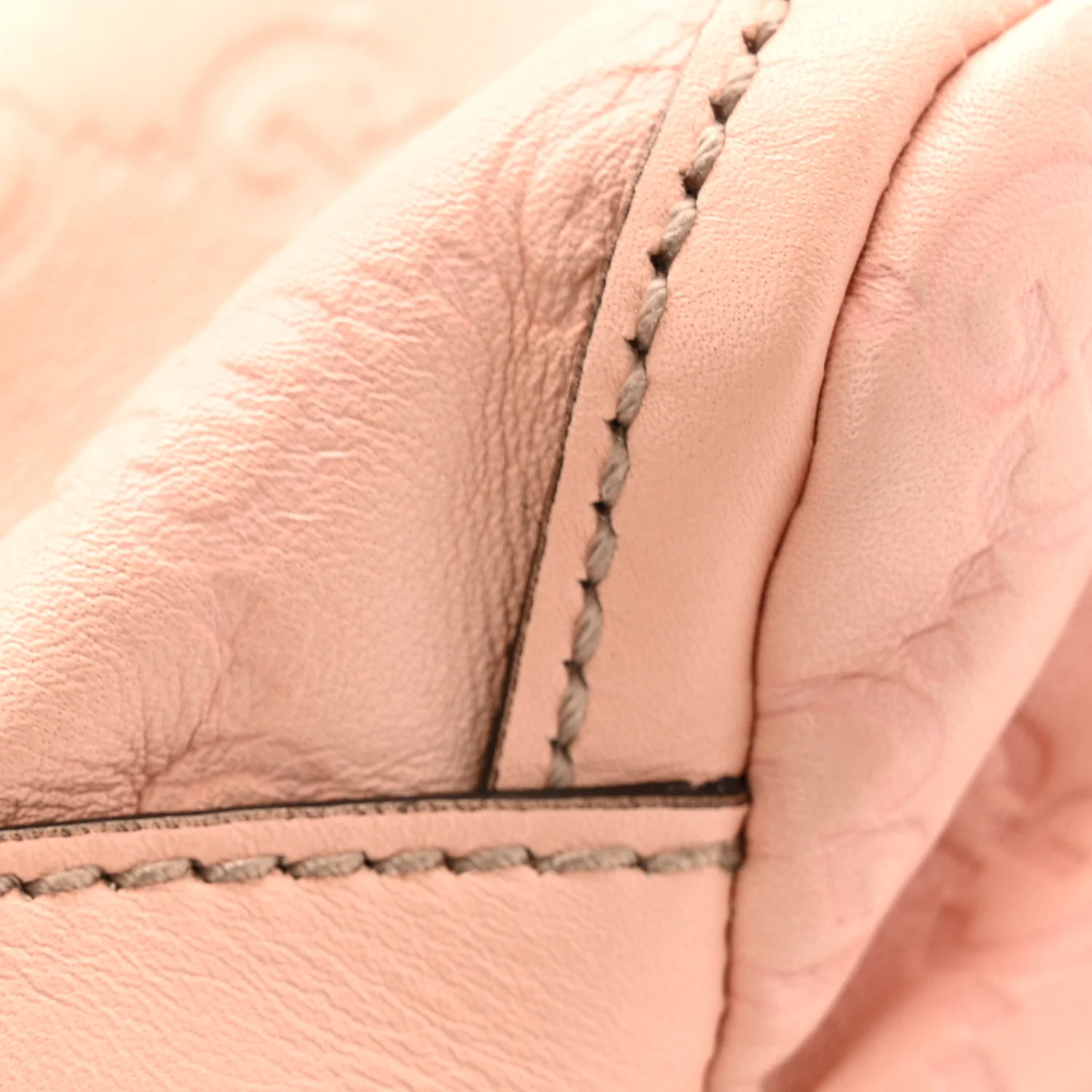 Guccissima Large D Gold Hobo Pink - Image 17