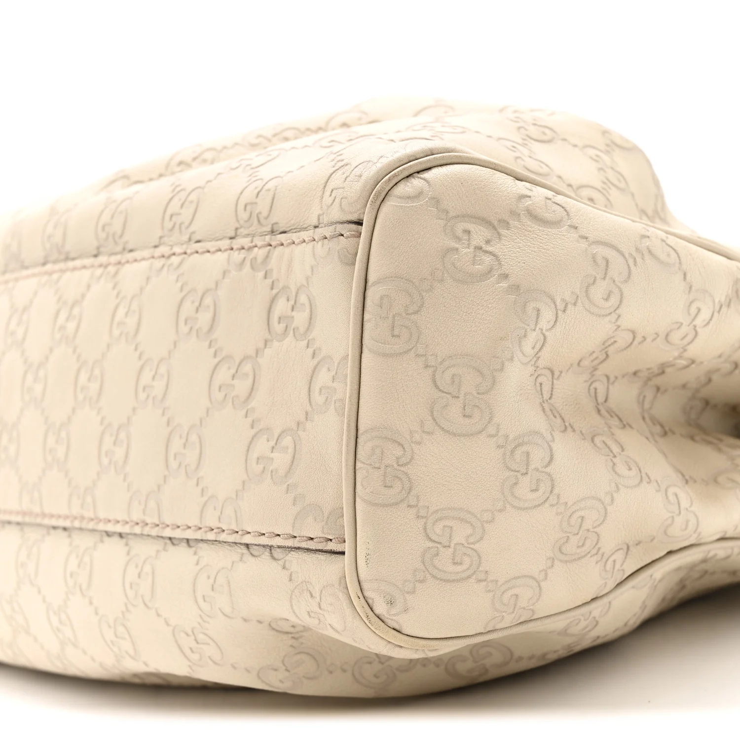 Guccissima Medium Sukey Tote Mystic White - Image 10