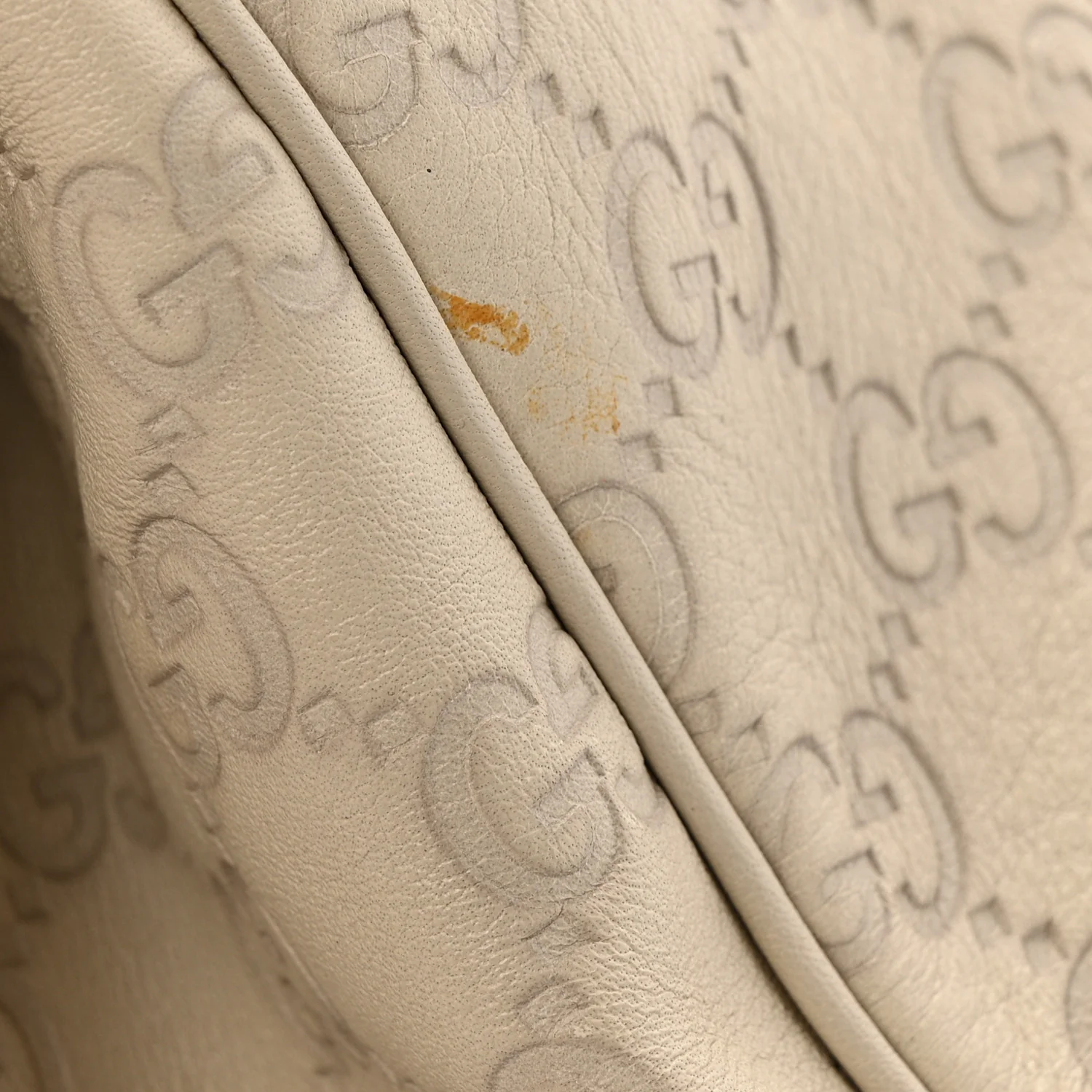 Guccissima Medium Sukey Tote Mystic White - Image 13