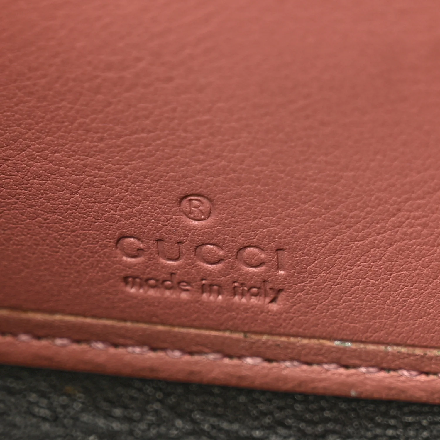 Guccissima Signature Zip Around Wallet Soft Pink - Image 6