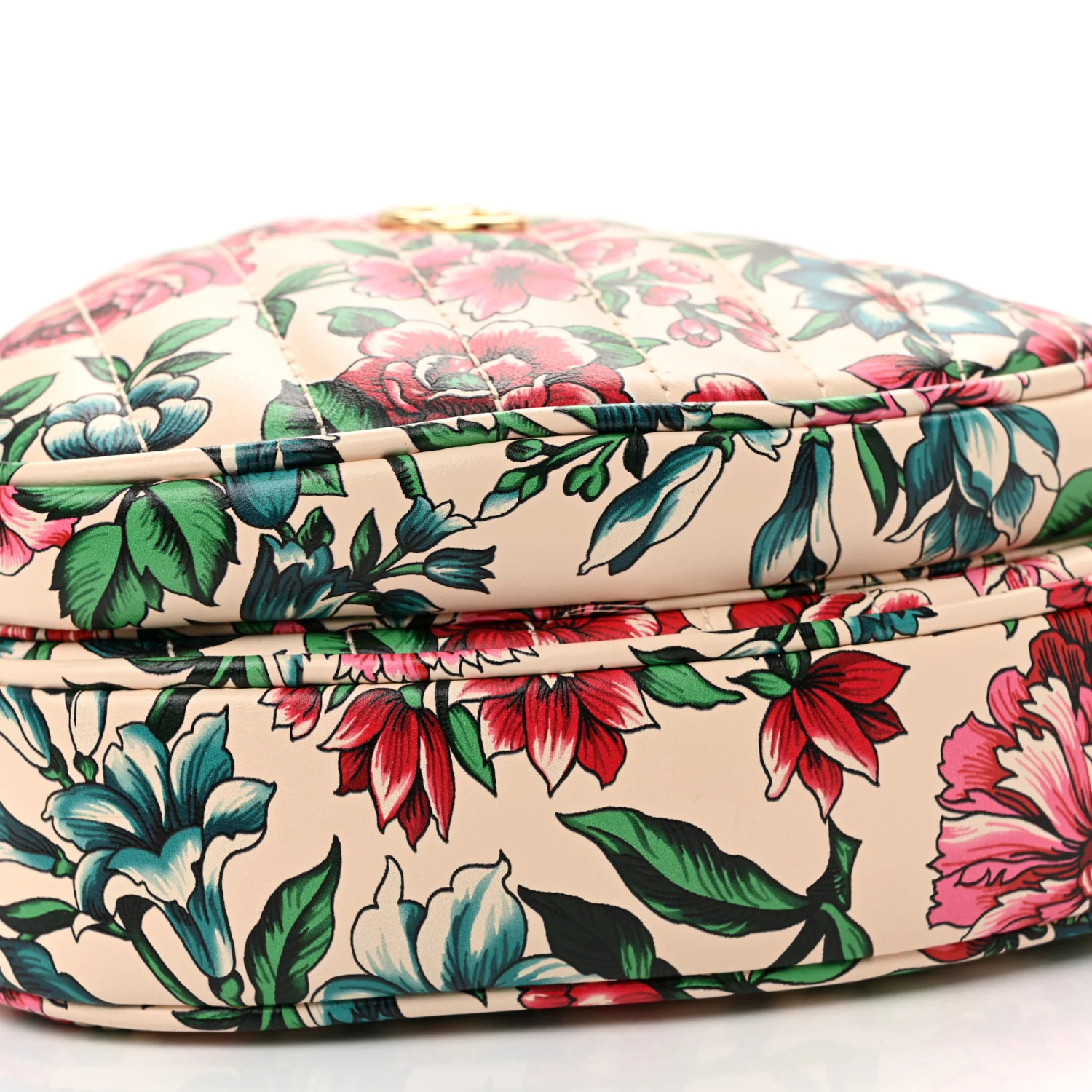 Matelasse Diagonal Brit Roses Print Mini Interlocking G Heart Shoulder Bag Multicolor - Image 11