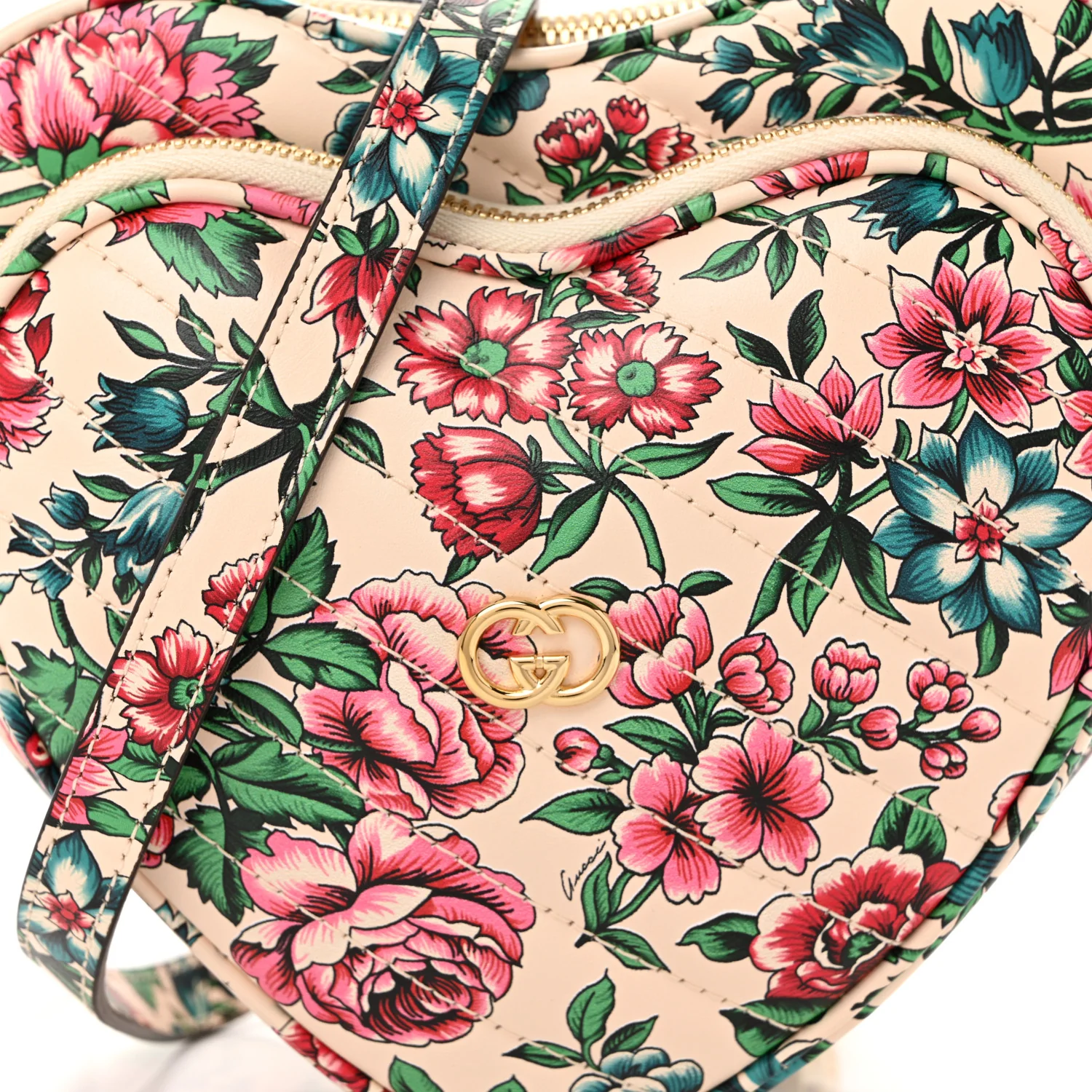 Matelasse Diagonal Brit Roses Print Mini Interlocking G Heart Shoulder Bag Multicolor - Image 9