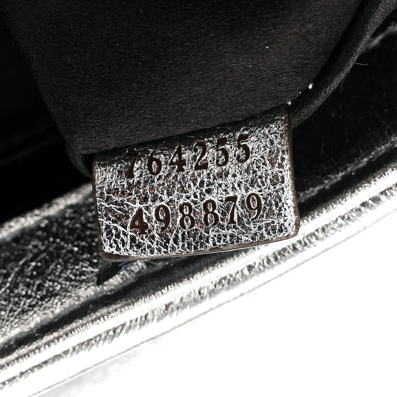 Metallic Nappa Vertical Matelasse Medium Maxi Horsebit Chain Shoulder Bag Silver - Image 7