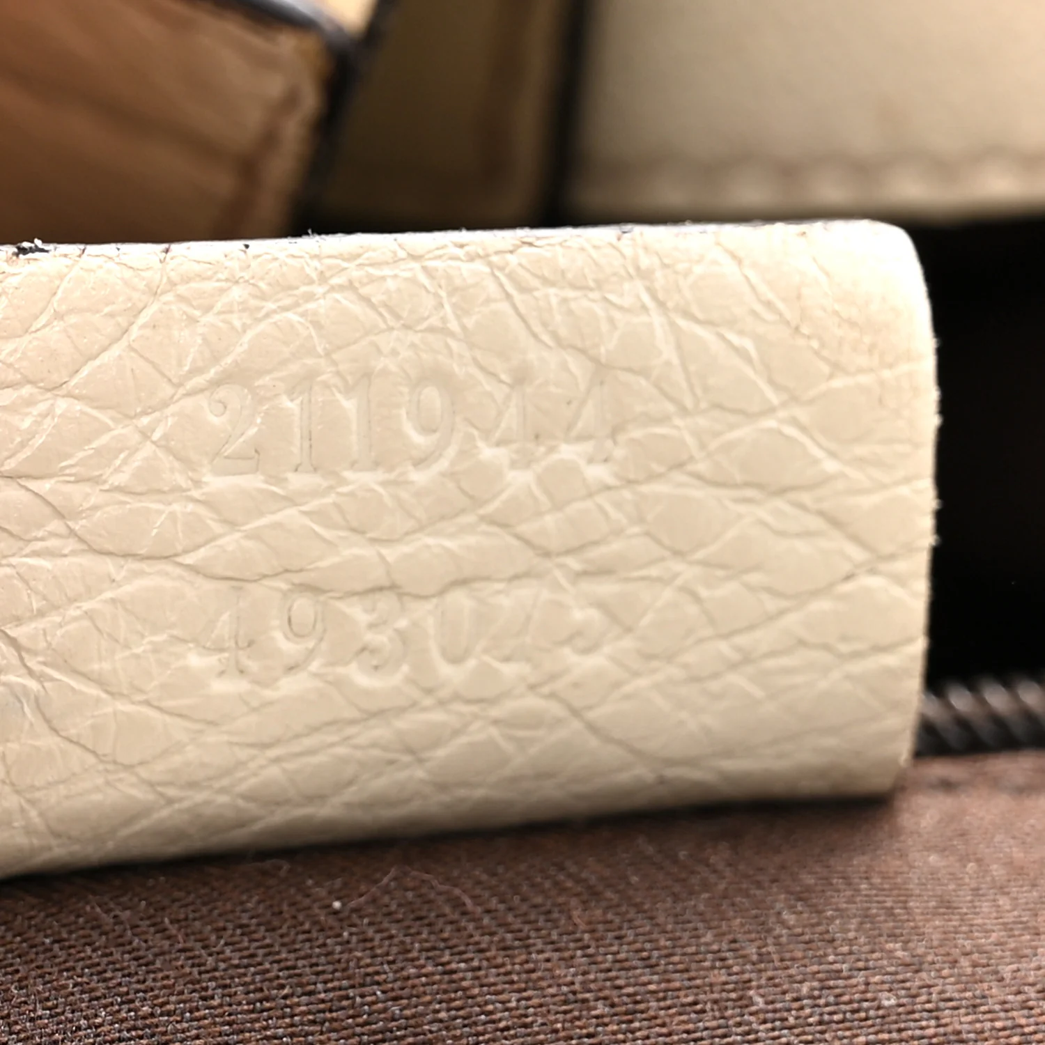 Monogram Guccissima Medium Sukey Tote Off White - Image 7