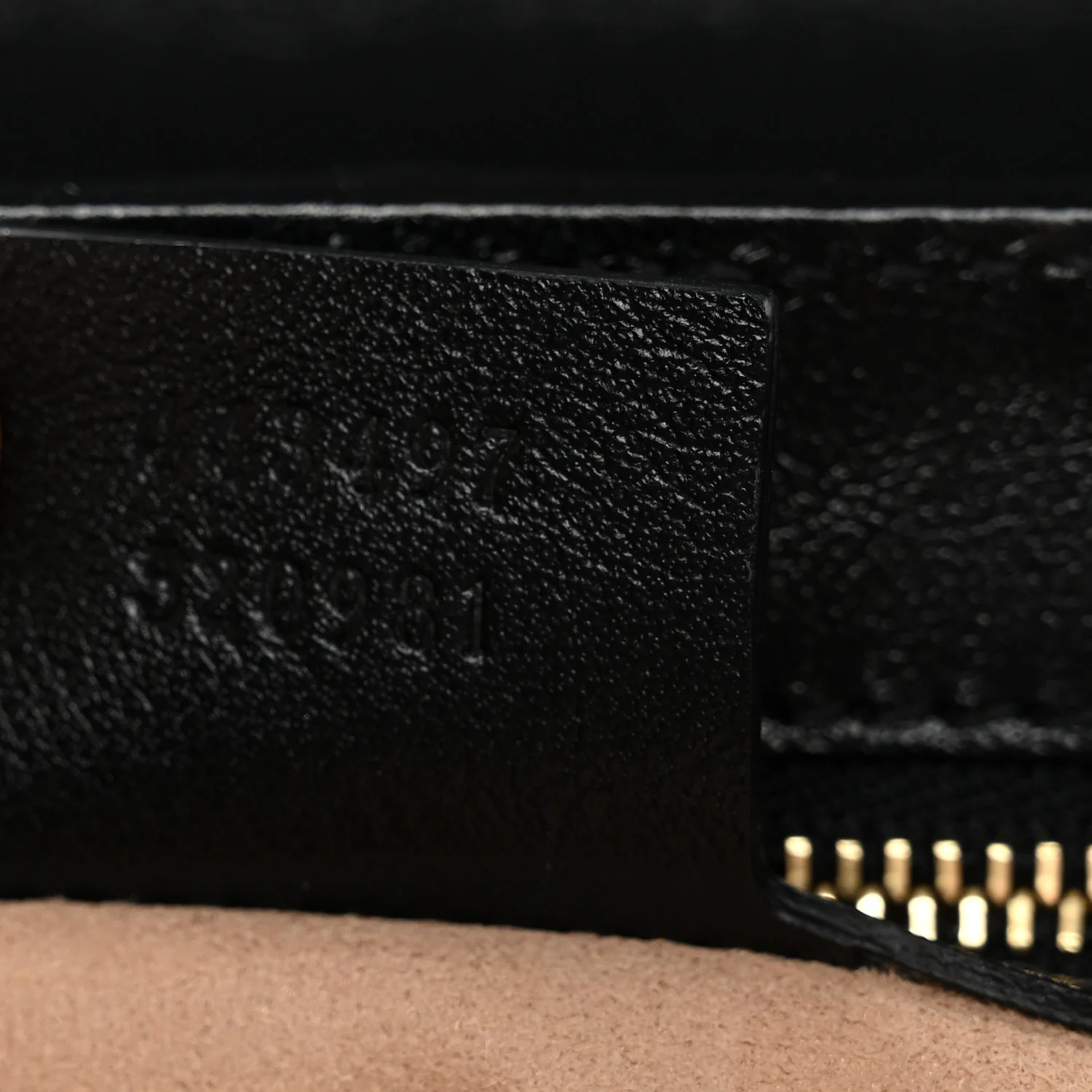 Monogram Matelasse Diagonal Small GG Marmont Shoulder Bag Beige Black - Image 7