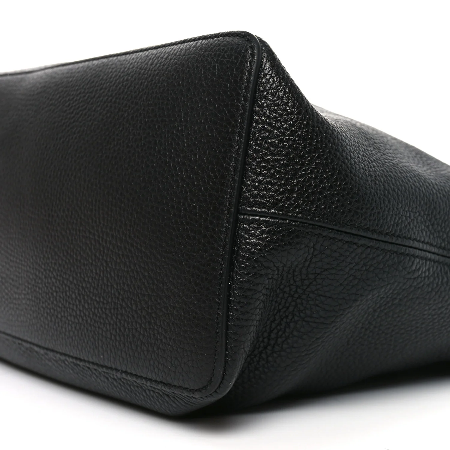 Pebbled Calfskin Large Soho Hobo Black - Image 10