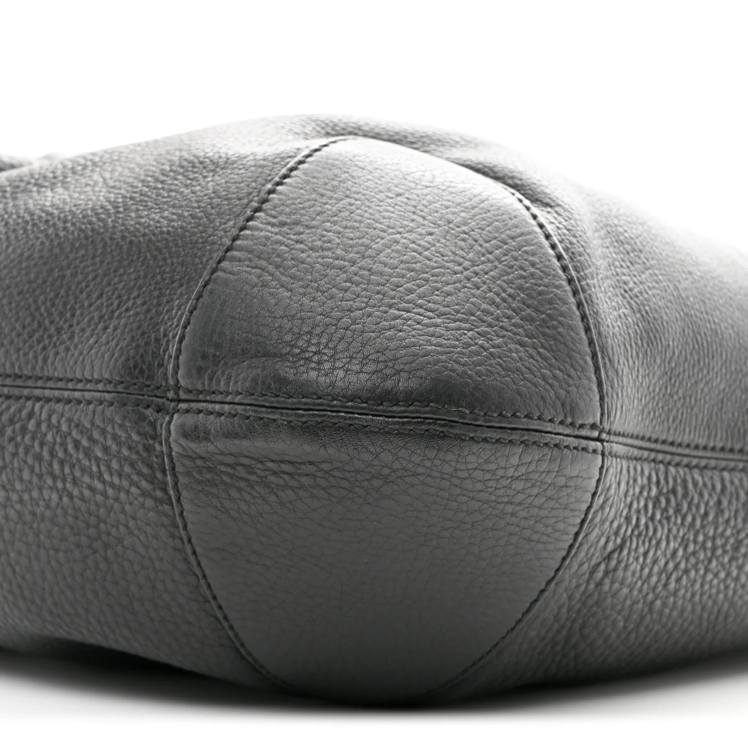 Pebbled Calfskin Medium Soho Chain Hobo Black - Image 10