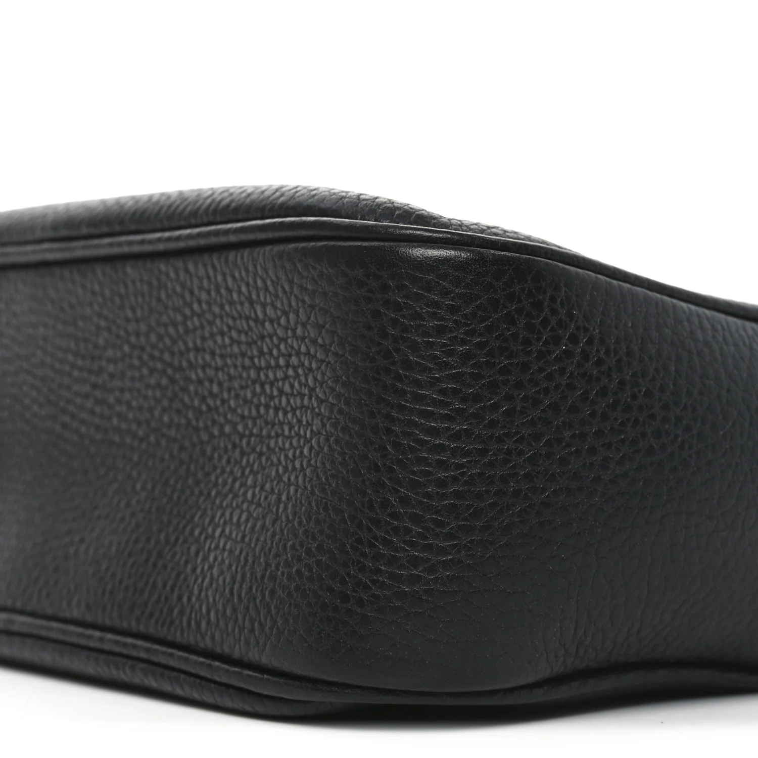 Pebbled Calfskin Small Soho Disco Bag Black - Image 10
