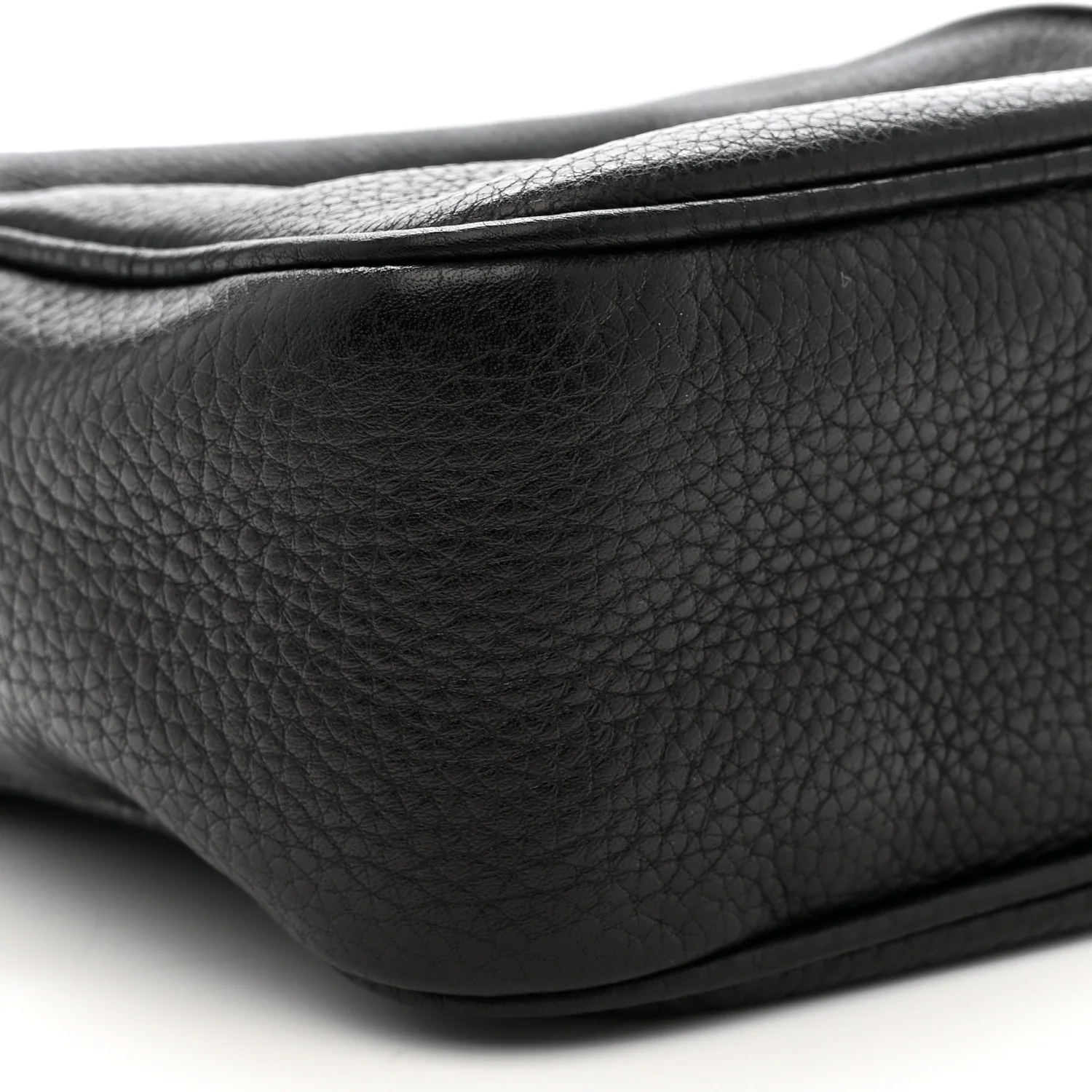 Pebbled Calfskin Small Soho Disco Bag Black - Image 9
