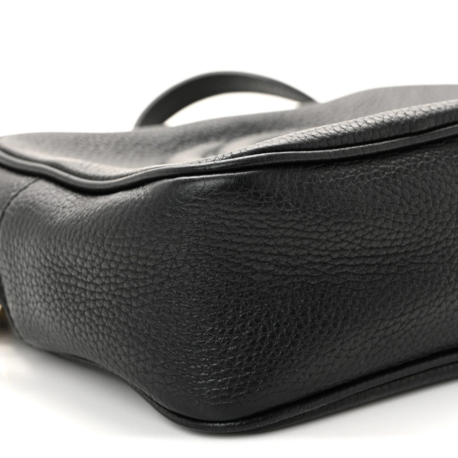 Pebbled Calfskin Small Soho Disco Bag Black - Image 10