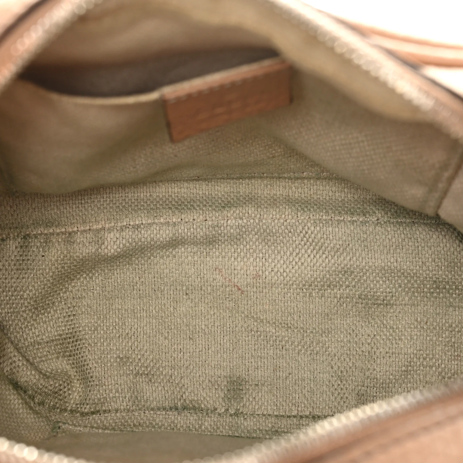 Pebbled Calfskin Small Soho Disco Bag Camelia - Image 5