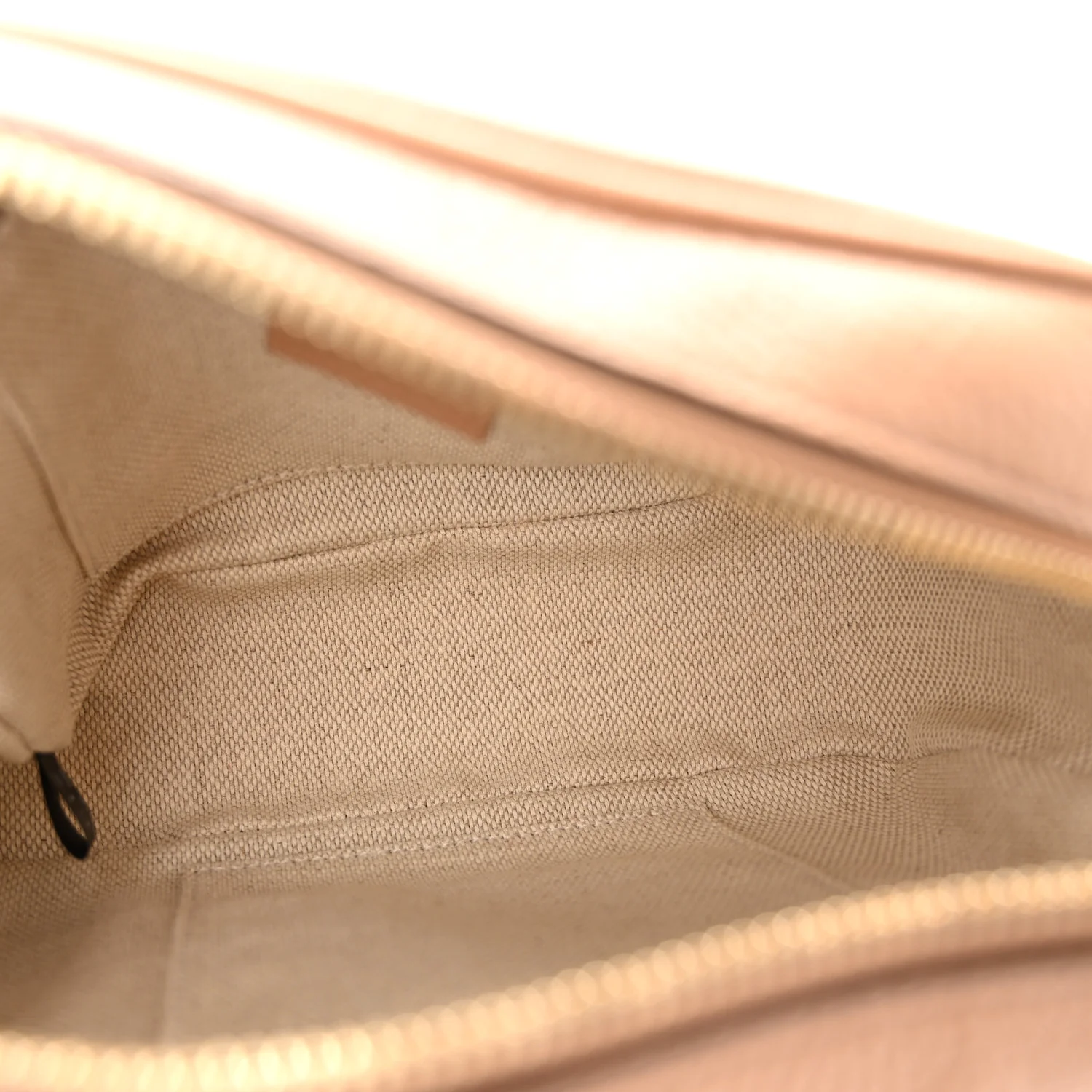Pebbled Calfskin Small Soho Disco Bag Camelia - Image 5