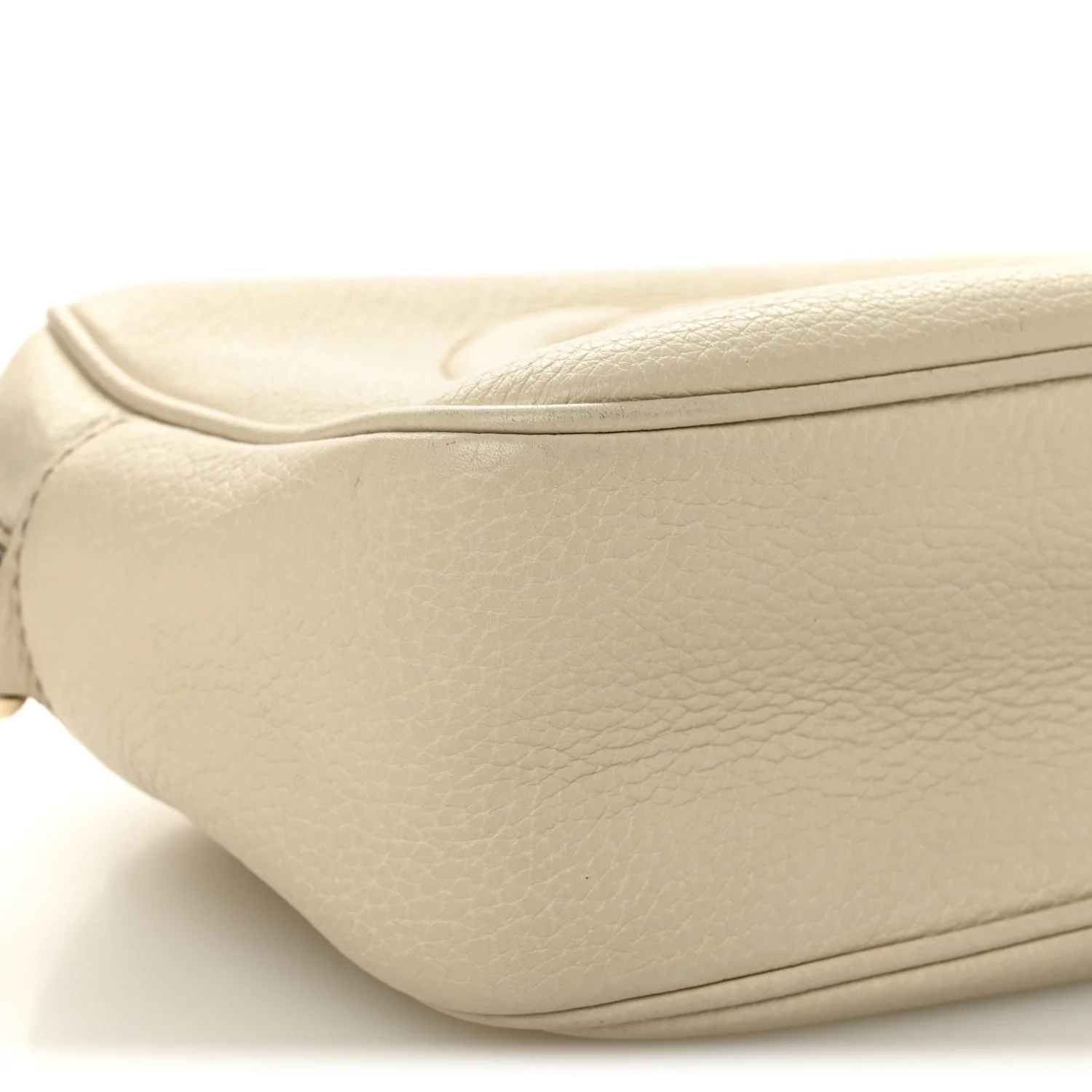 Pebbled Calfskin Small Soho Disco Bag Off White - Image 9