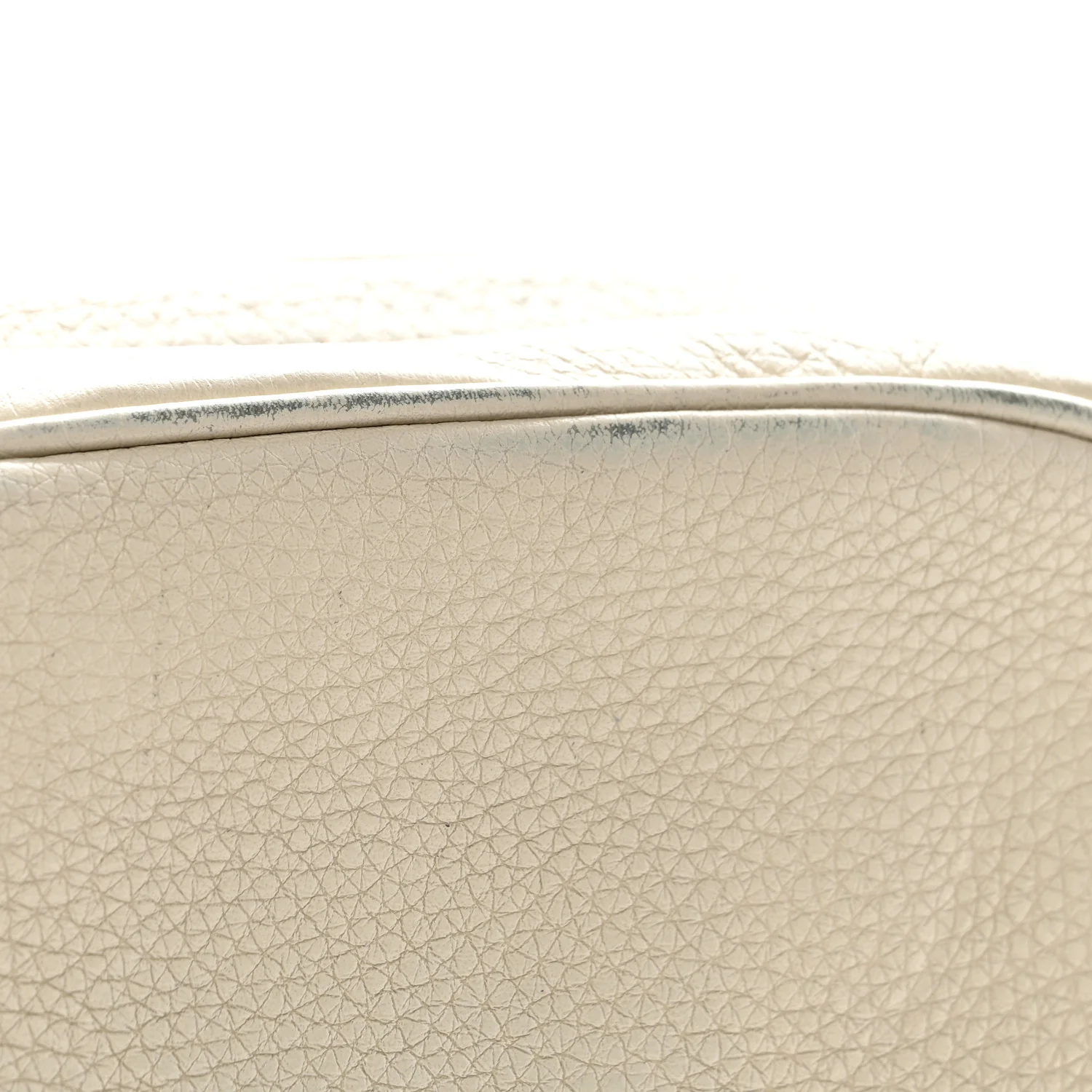 Pebbled Calfskin Small Soho Disco Bag Off White - Image 37