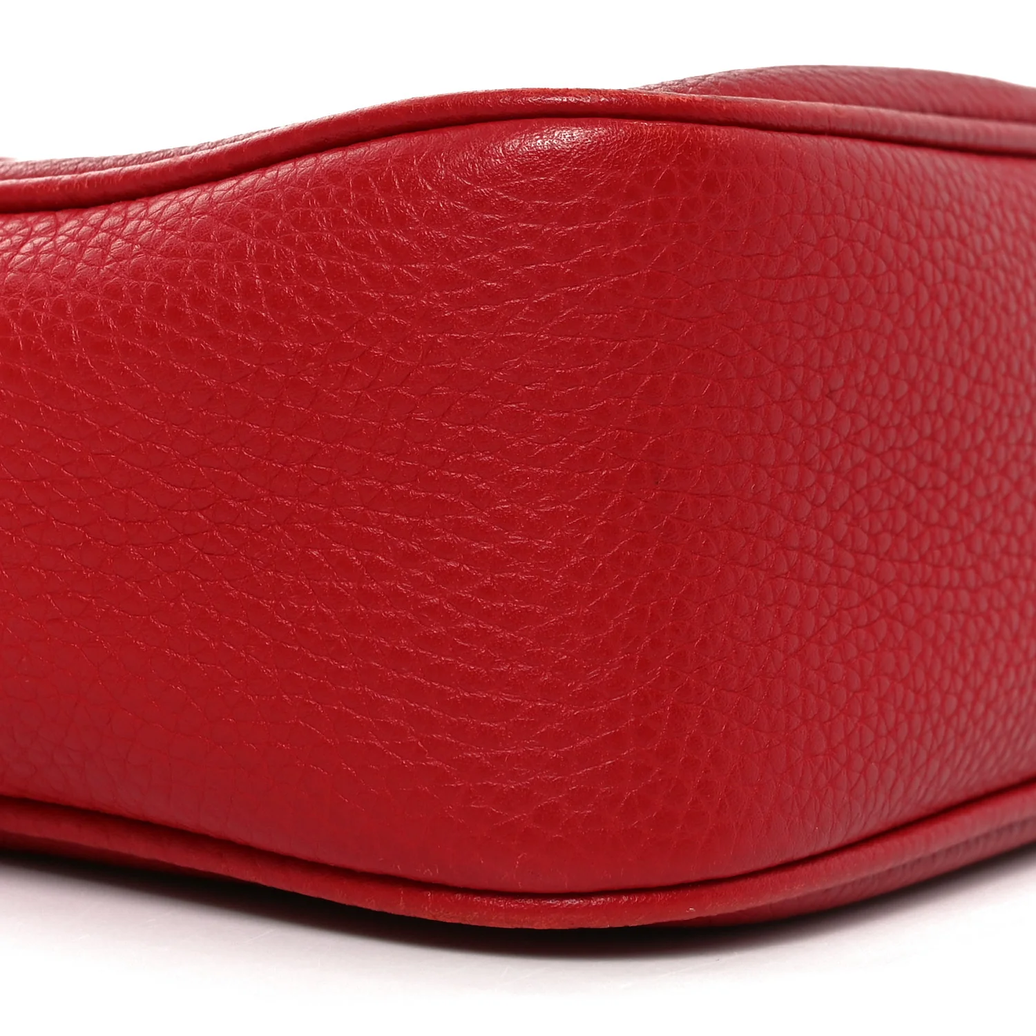 Pebbled Calfskin Small Soho Disco Bag Vibrant Red - Image 9