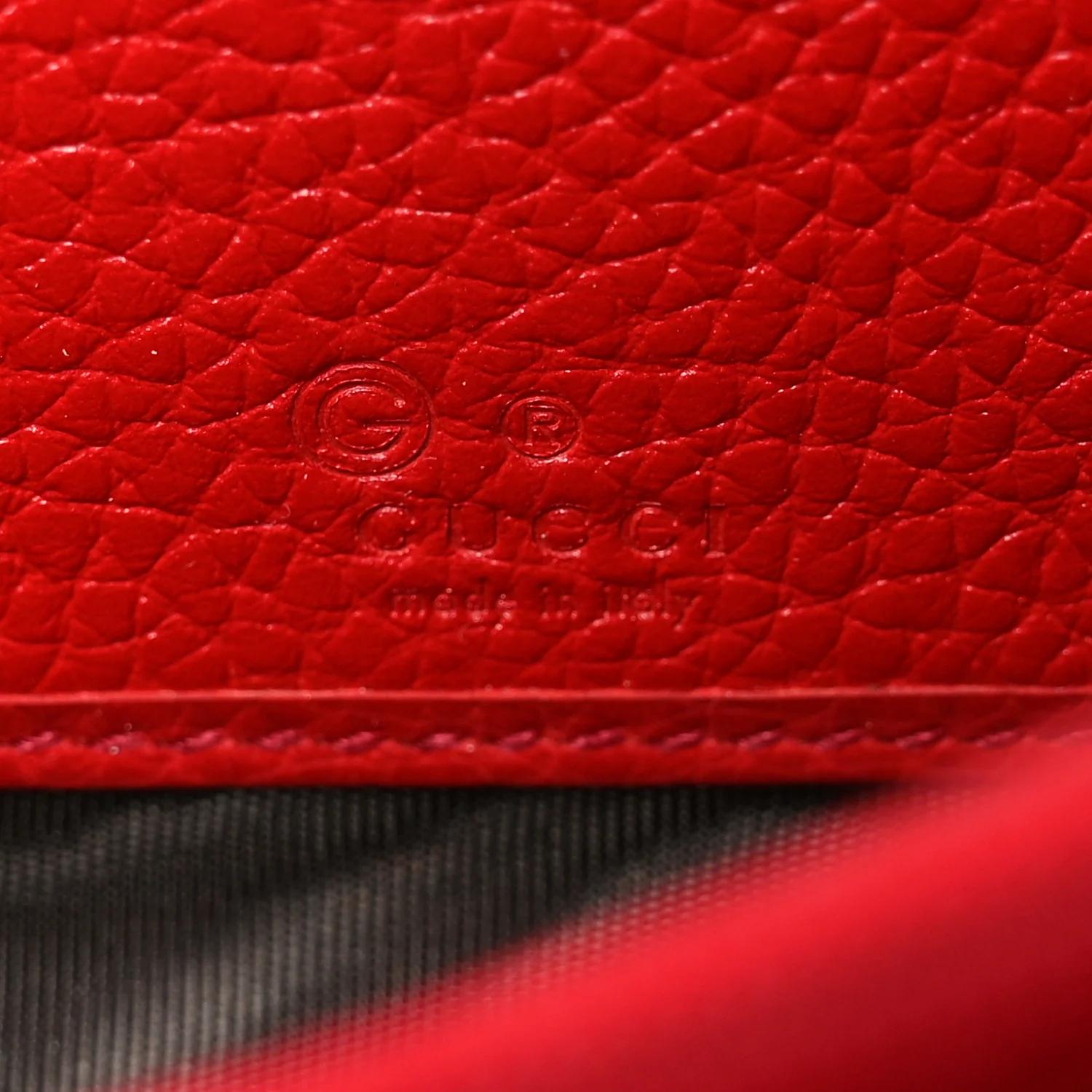 Pebbled Calfskin Small Soho Zip Around Wallet Red - Image 6