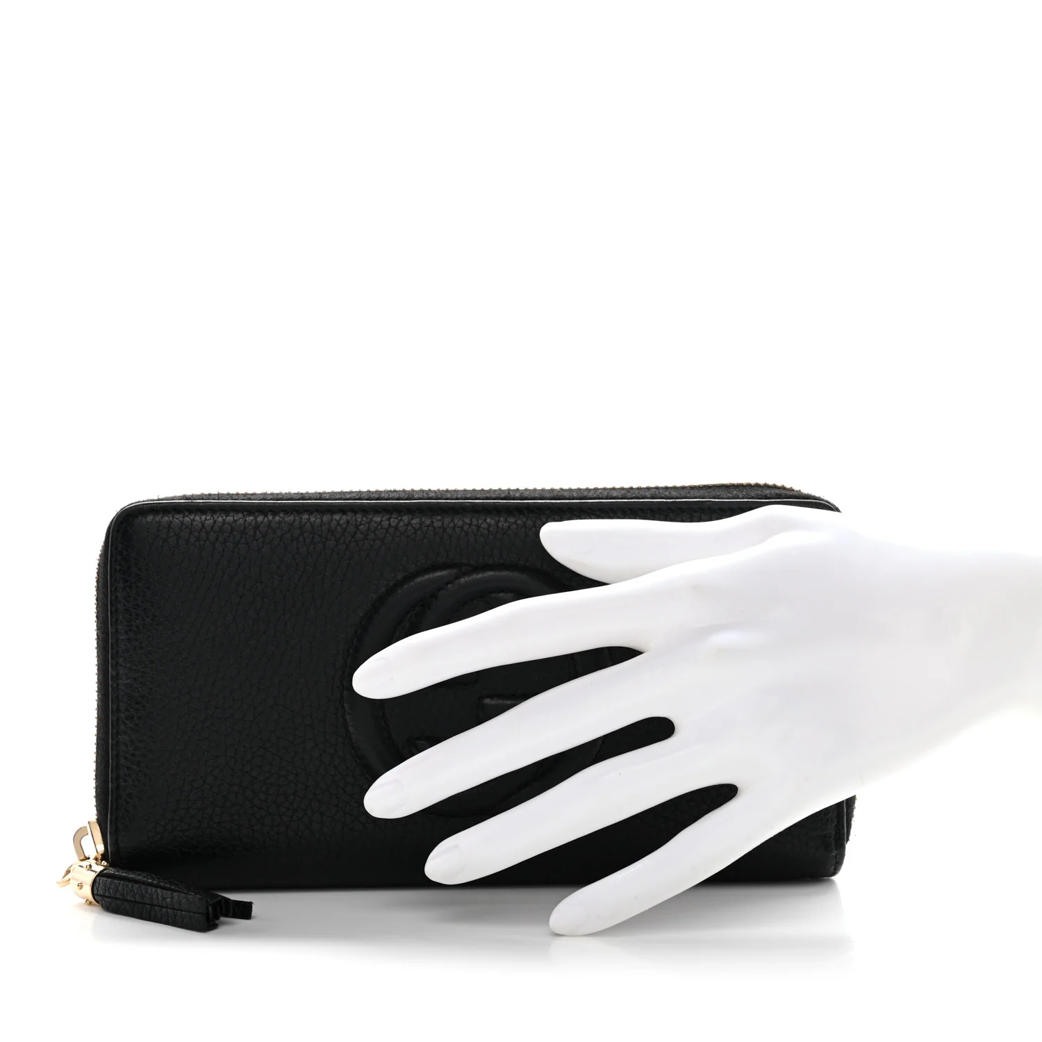 Pebbled Calfskin Soho Zip Around Wallet Black - Image 2