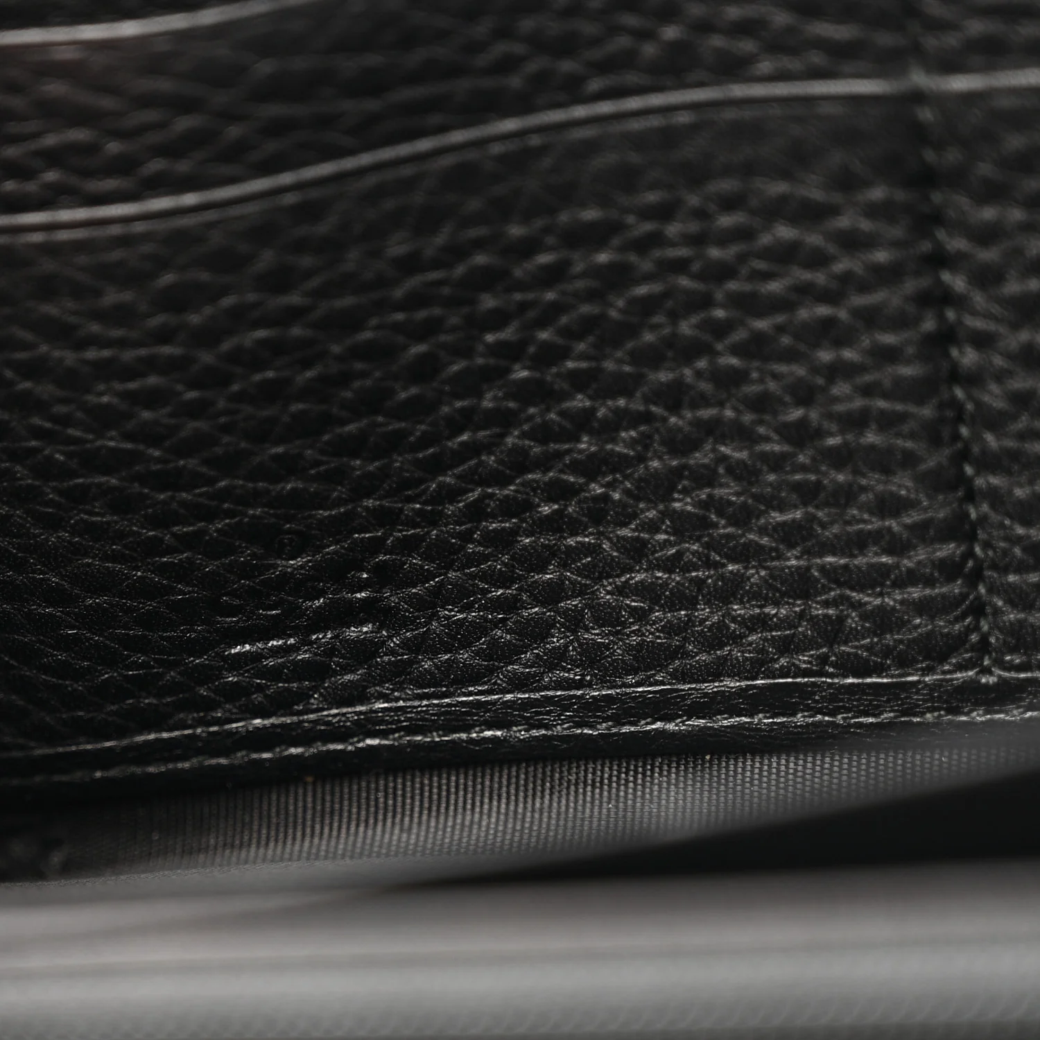 Pebbled Calfskin Soho Zip Around Wallet Black - Image 7