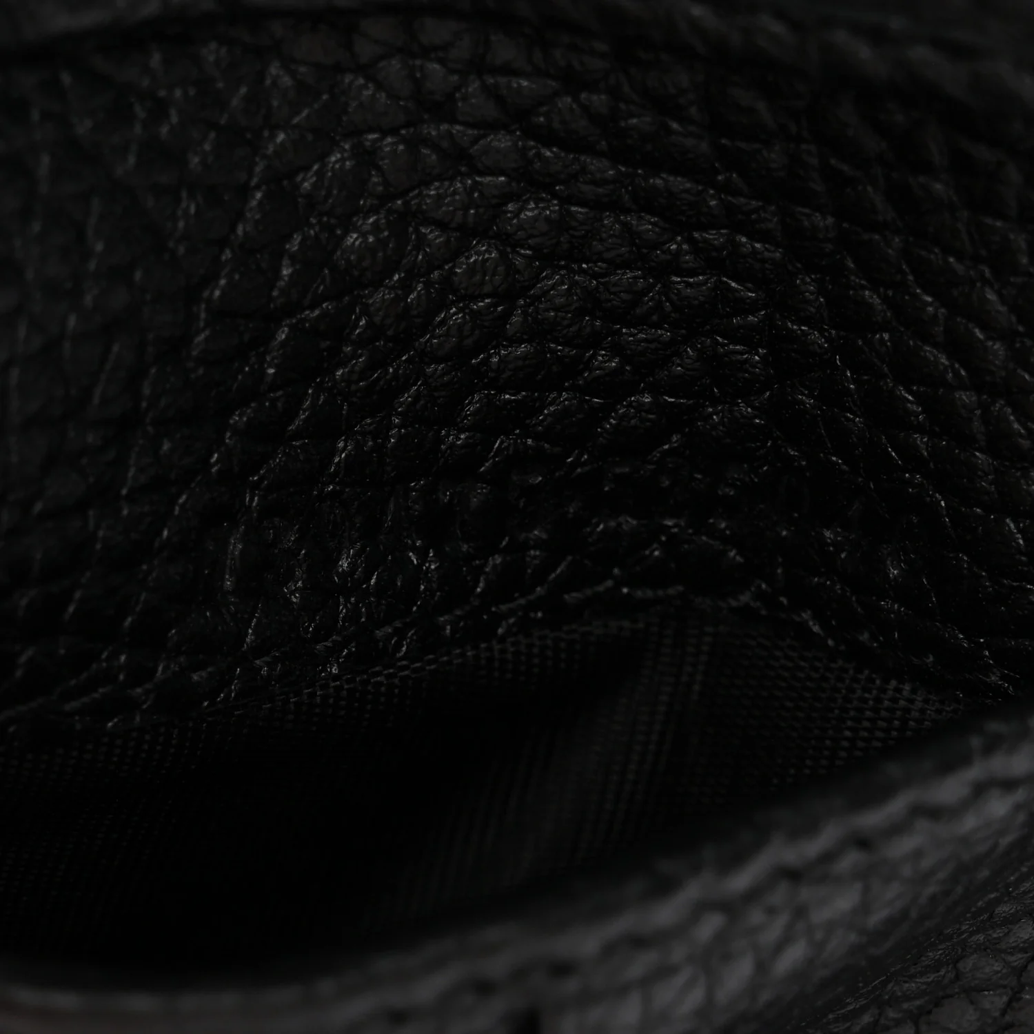 Piuma Calfskin Jumbo GG Embossed Wallet Black - Image 7