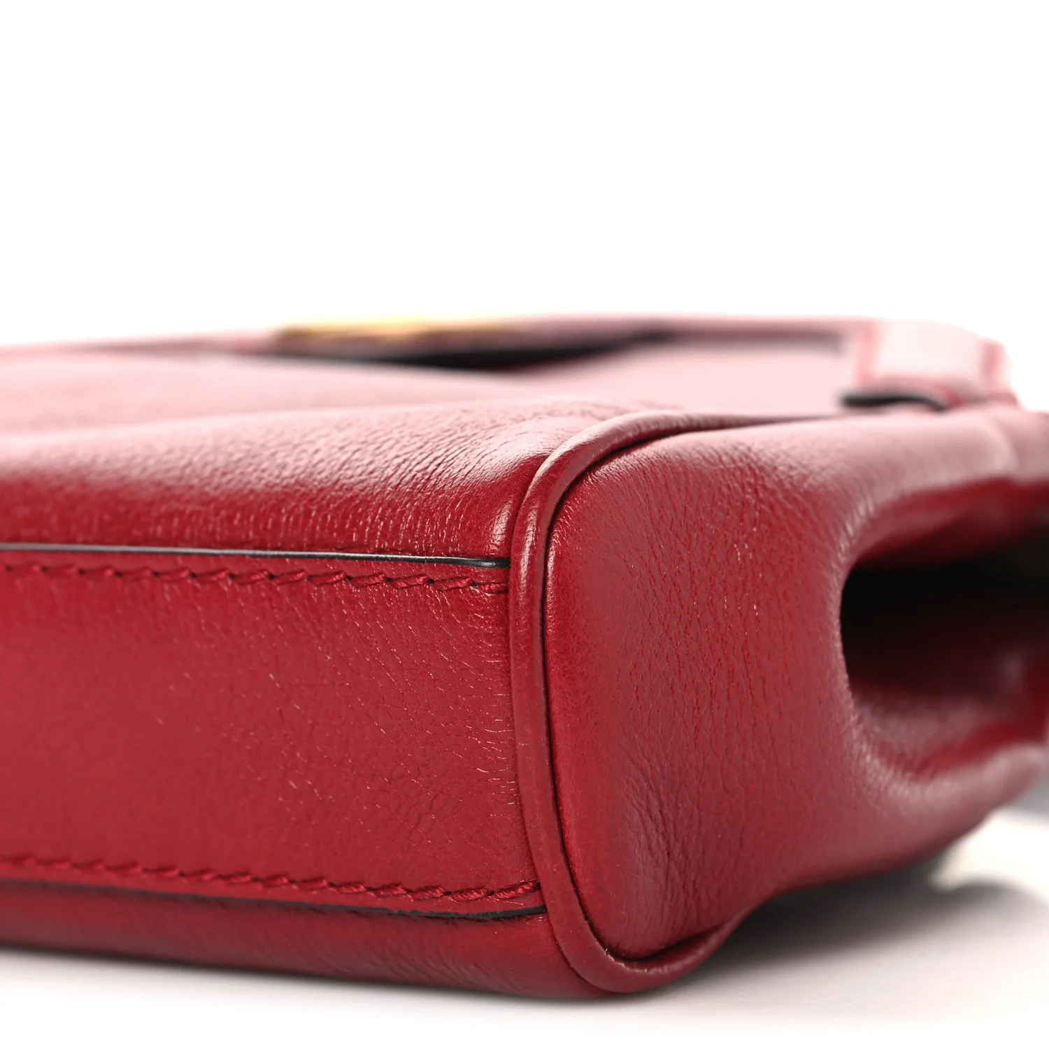 Piuma Lux Calfskin Small Re(Belle) Crossbody Bag Romantic Cerise - Image 10