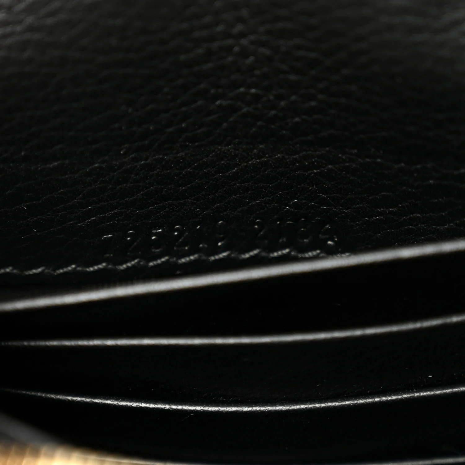 Roxy Calfskin Medium Blondie Chain Wallet Black - Image 7