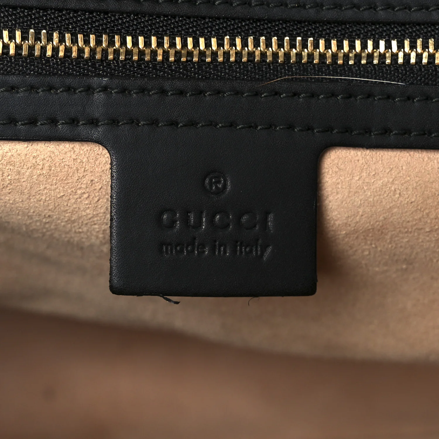 Soft GG Supreme Monogram Bees Small Crossbody Tote Beige Oro Black - Image 6