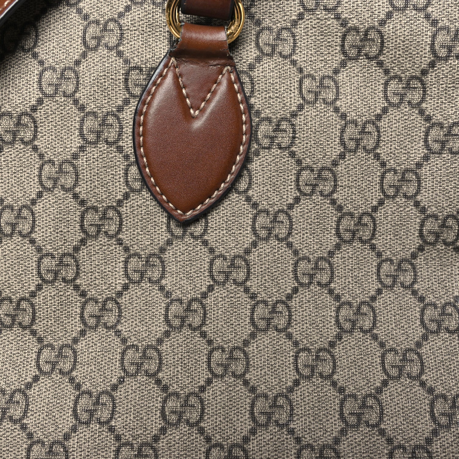 Soft GG Supreme Monogram Medium Crossbody Tote Beige Cuir - Image 8
