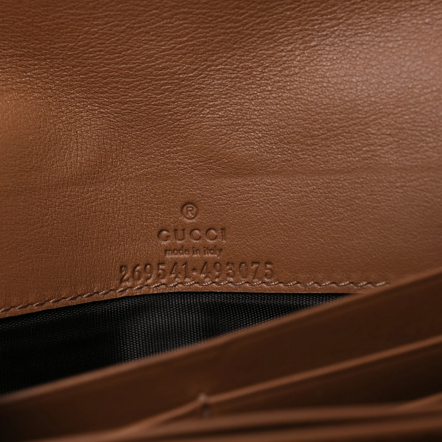 Soft Microguccissima Dice Chain Wallet Beige - Image 6