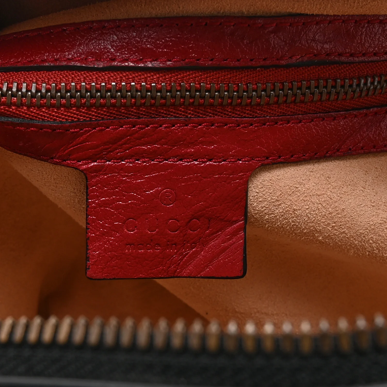 Vintage Effect Calfskin Matelasse Diagonal Small Torchon GG Marmont Bamboo Top Handle Shoulder Bag Black Romantic Cherry - Image 6