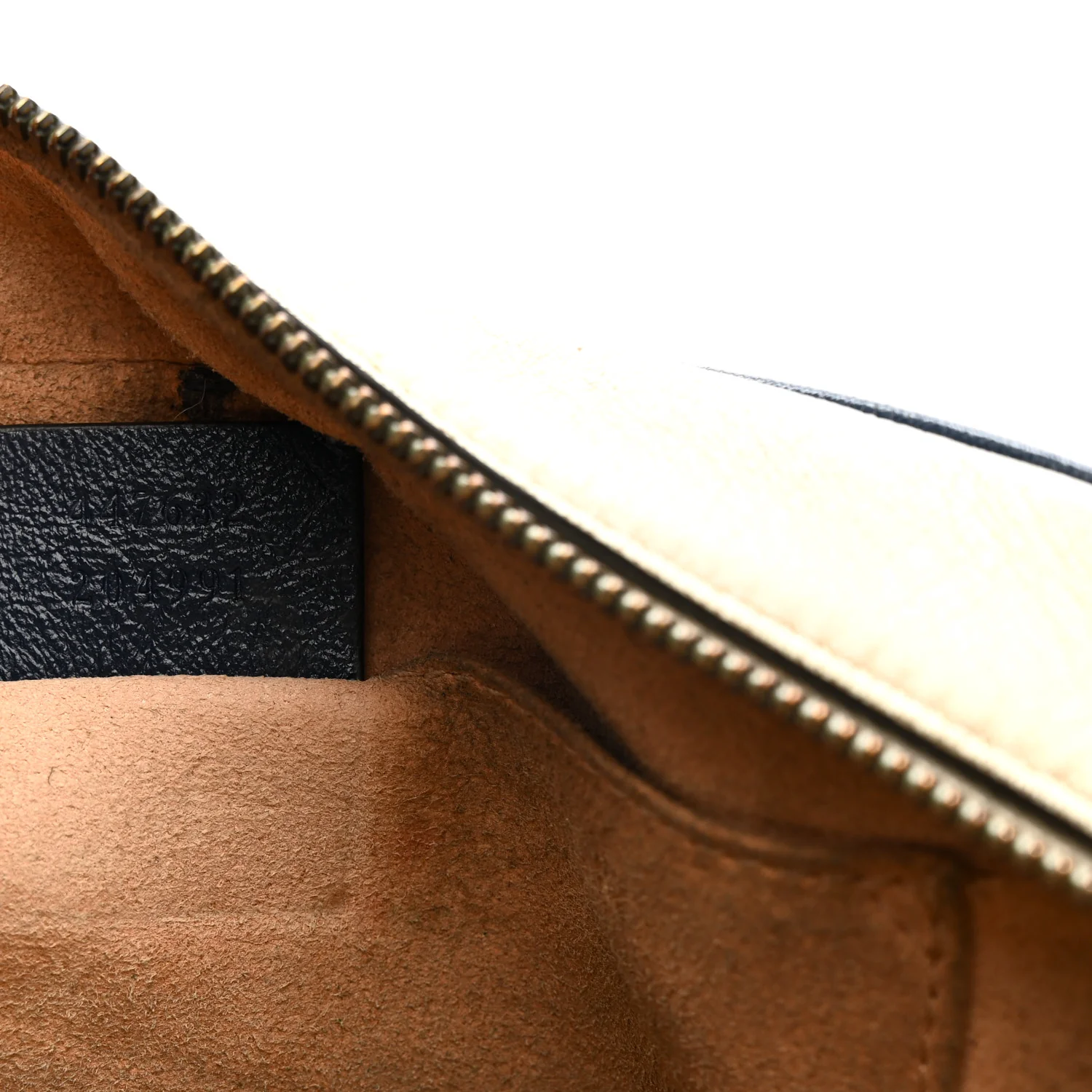 Vintage Effect Calfskin Matelasse Diagonal Small Torchon GG Marmont Chain Shoulder Bag Mystic White Blue Agata - Image 7