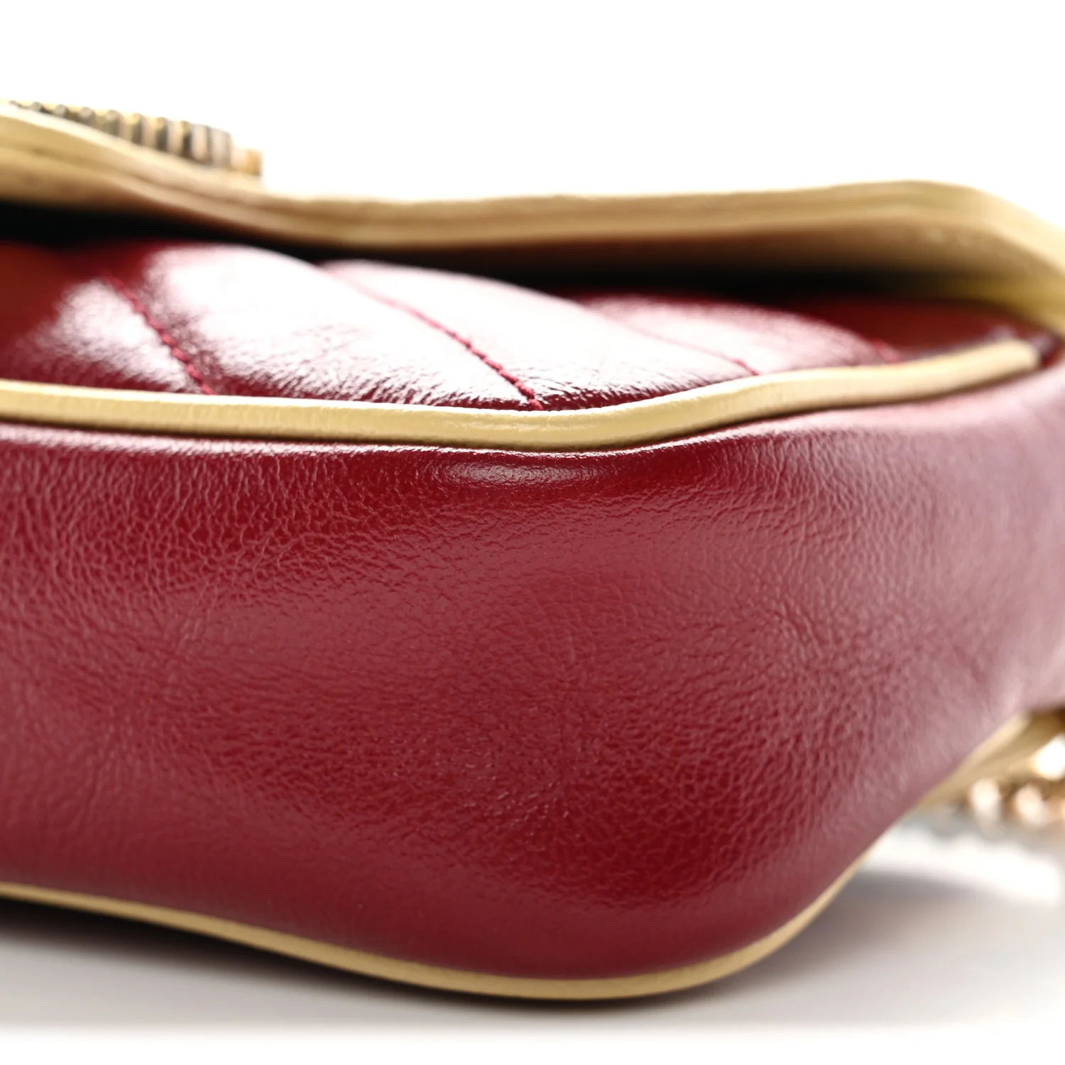 Vintage Effect Calfskin Matelasse Super Mini Torchon GG Marmont Shoulder Bag Black Beige - Image 10